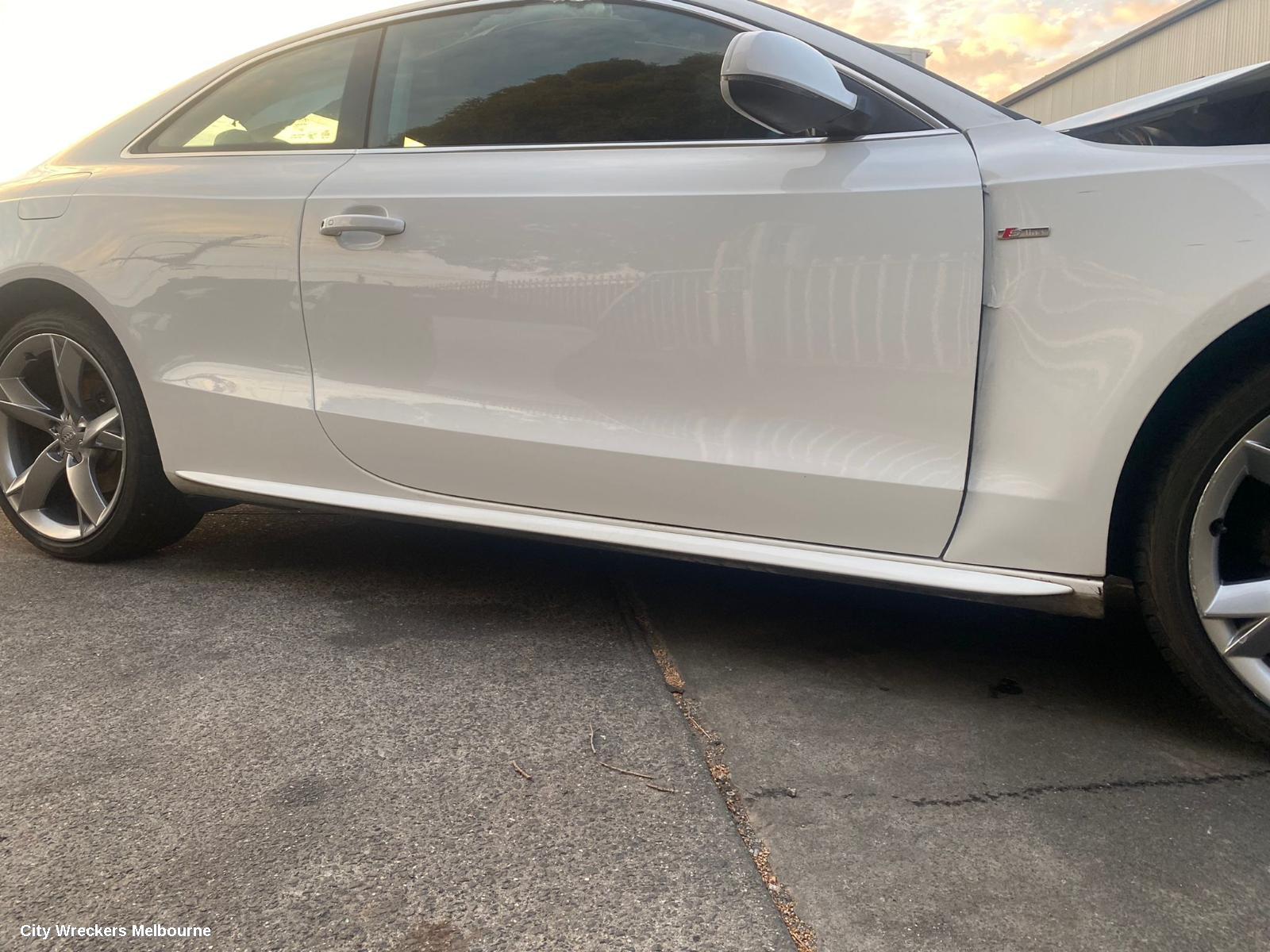 AUDI A5 LEFT FRONT DOOR, 8T, A5/S5, COUPE, 10/2007 - 11/2016