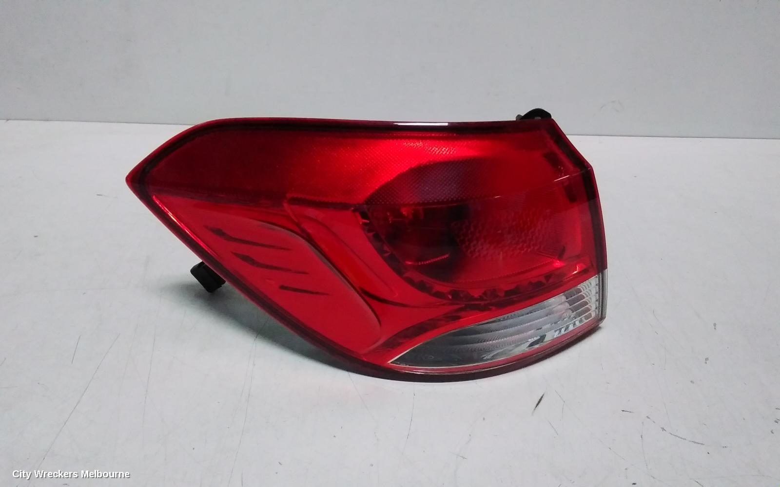 HOLDEN CRUZE LEFT TAILLIGHT, JH, WAGON, 07/2012 - 01/2017