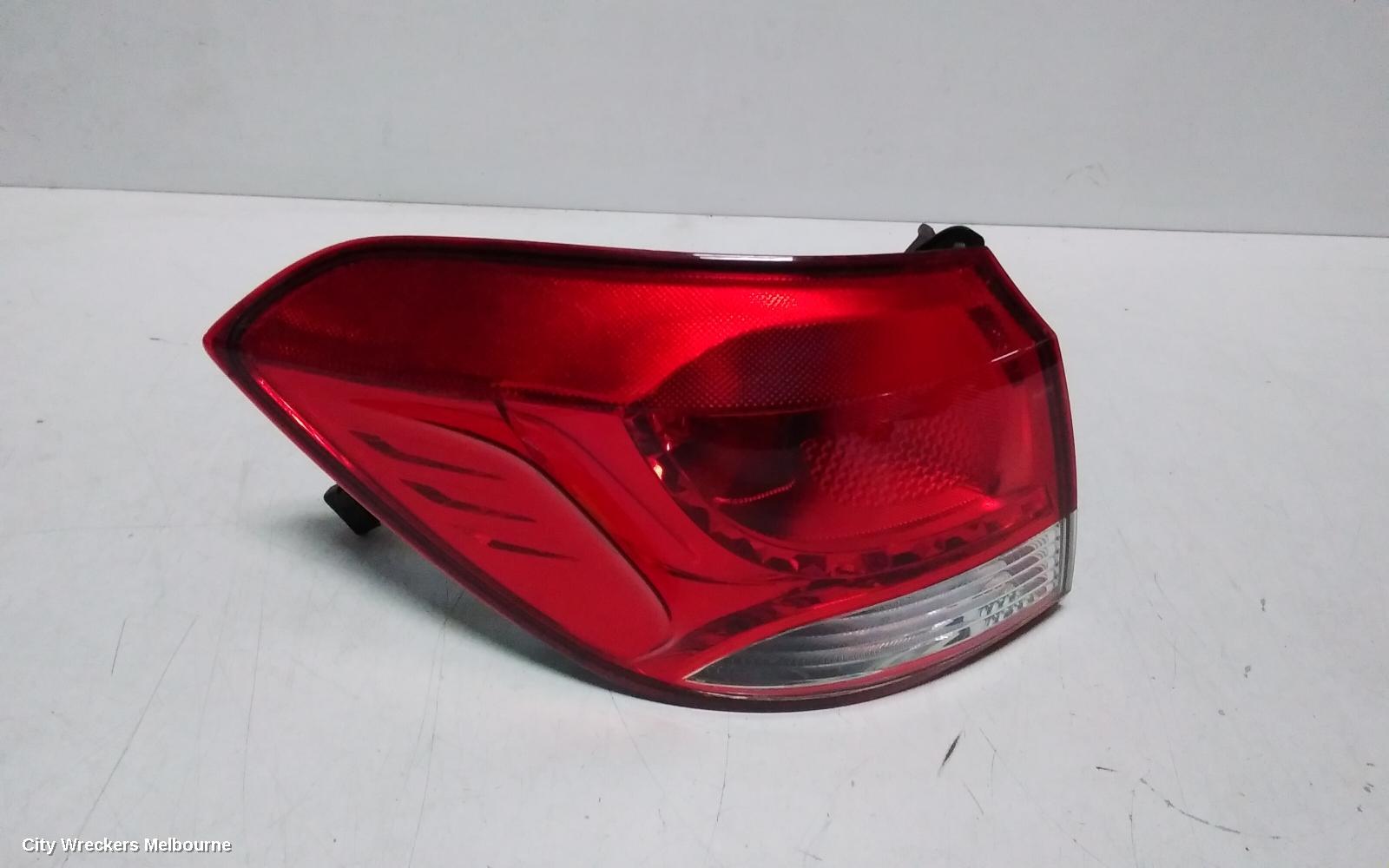 HOLDEN CRUZE LEFT TAILLIGHT, JH, WAGON, 07/2012 - 01/2017