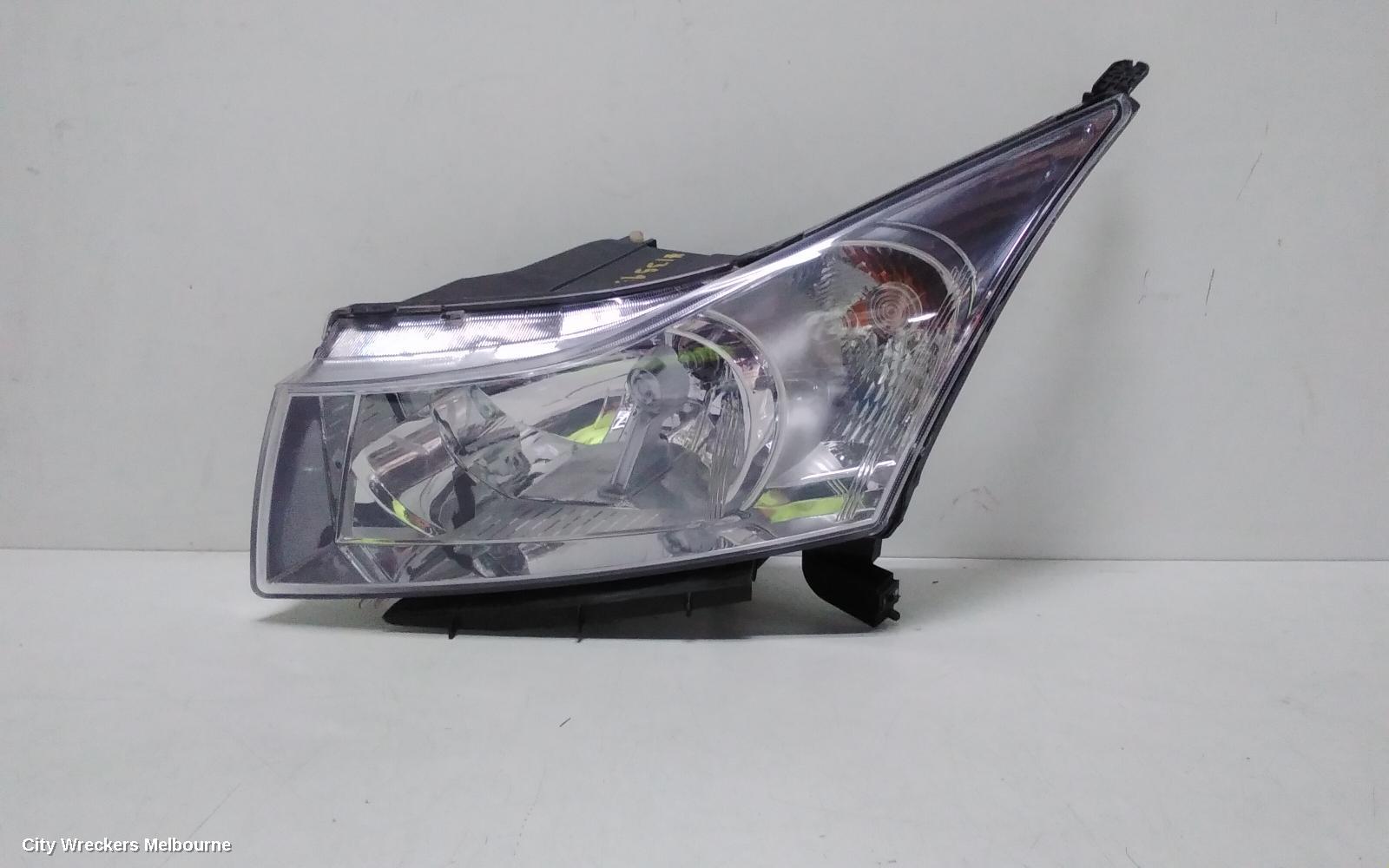 HOLDEN CRUZE LEFT HEADLAMP, JH, CDX, 01/2015 - 01/2017