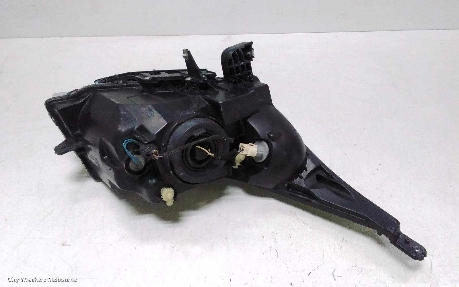 HOLDEN CRUZE LEFT HEADLAMP, JH, CDX, 01/2015 - 01/2017