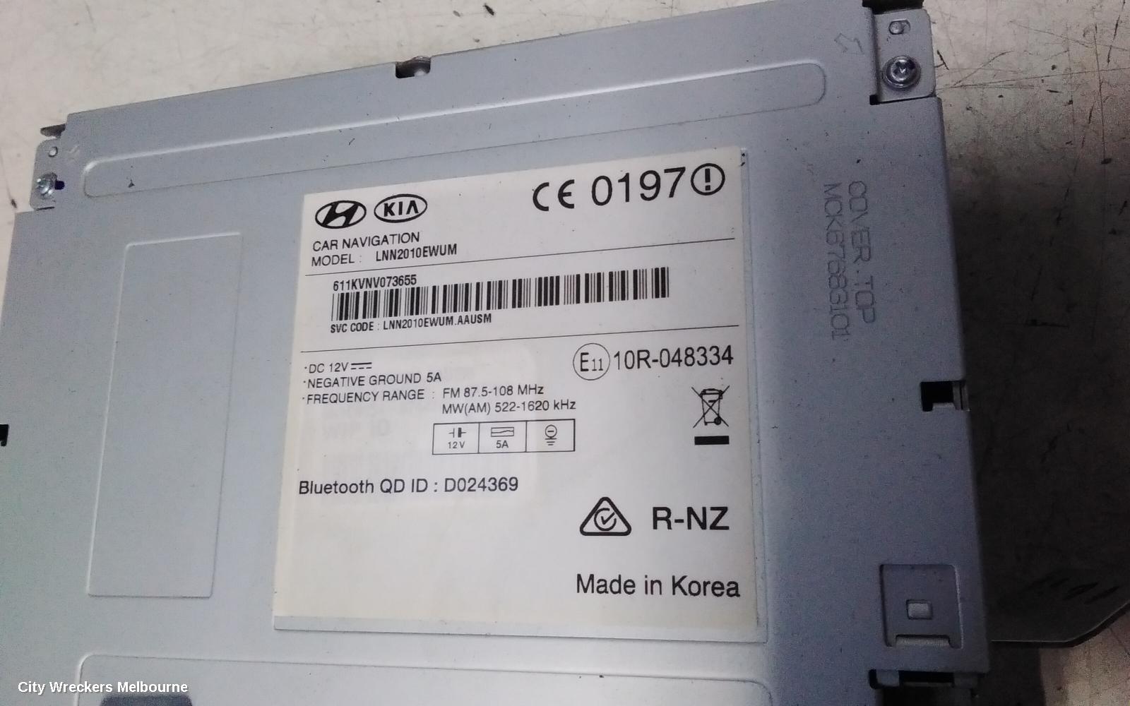 KIA SORENTO RADIO/CD/DVD/SAT/TV, DISPLAY & HEAD UNIT, 7IN TOUCHSCREEN, UM, 03/2015 - 08/2017