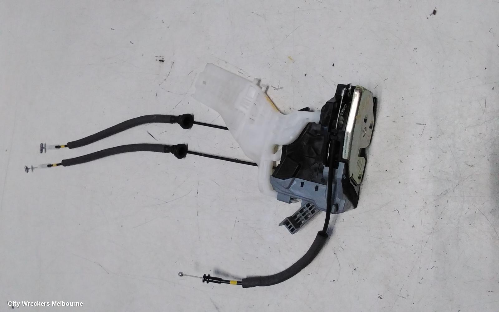 KIA SORENTO DOOR/BOOT/GATE LOCK, RIGHT REAR DOOR LOCK, UM, 03/2015 - 01/2020