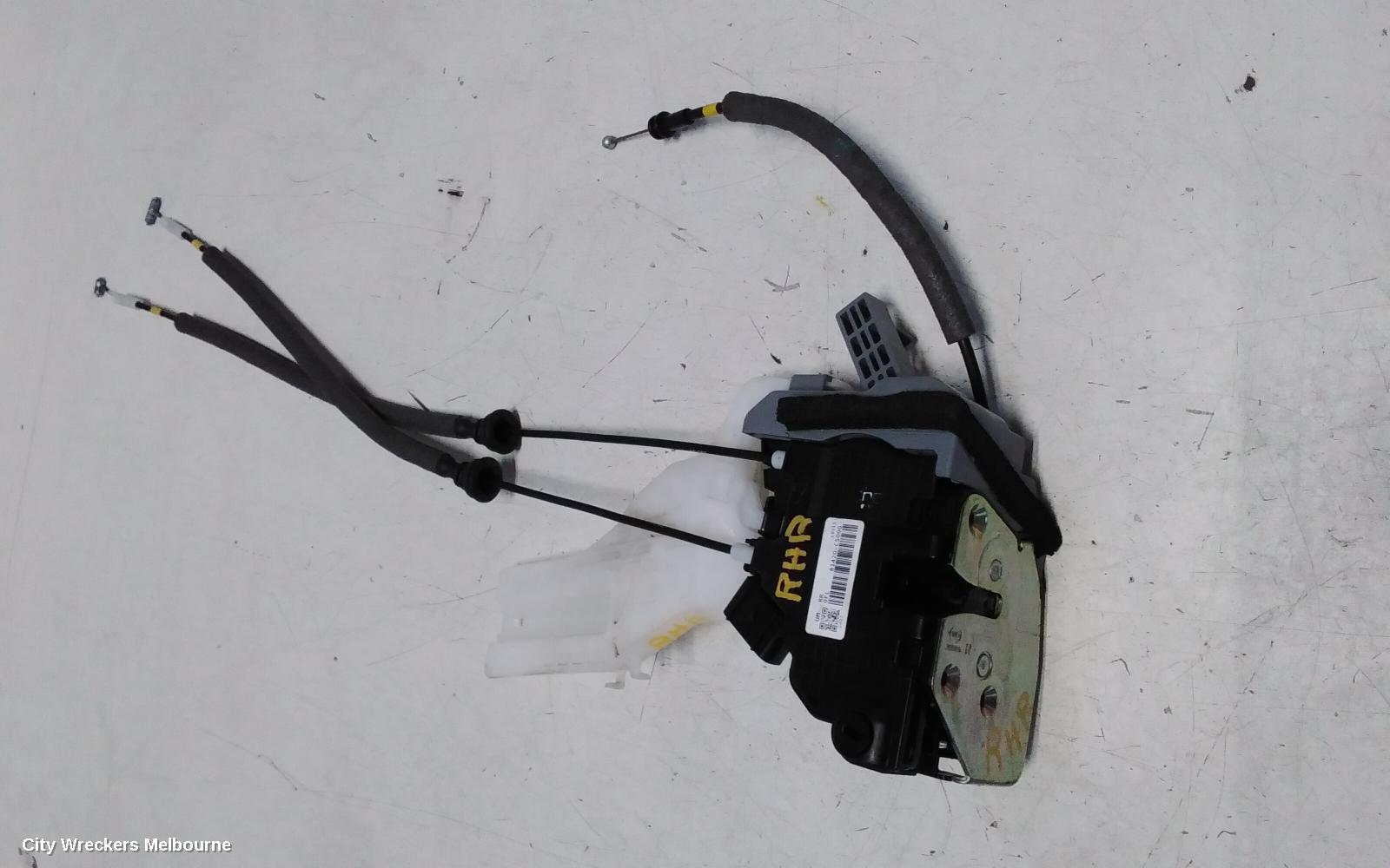 KIA SORENTO DOOR/BOOT/GATE LOCK, RIGHT REAR DOOR LOCK, UM, 03/2015 - 01/2020