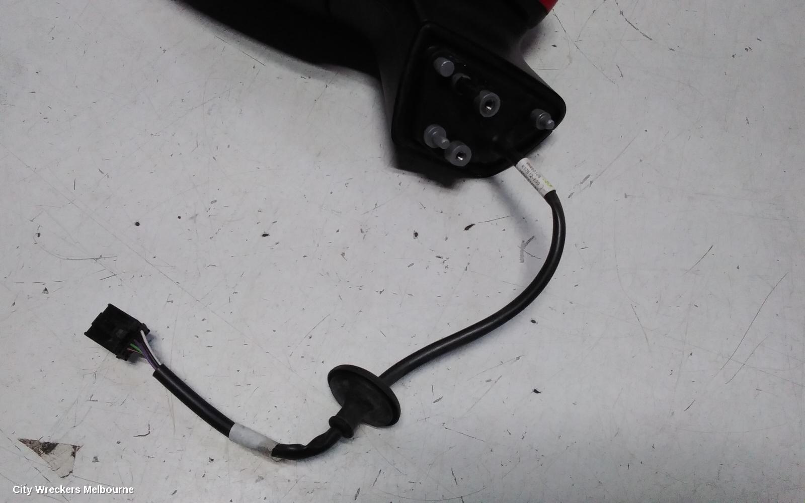 HOLDEN ASTRA LEFT DOOR MIRROR, BK, 5DR HATCH, MANUAL FOLDING TYPE, 09/2016 ONWARDS