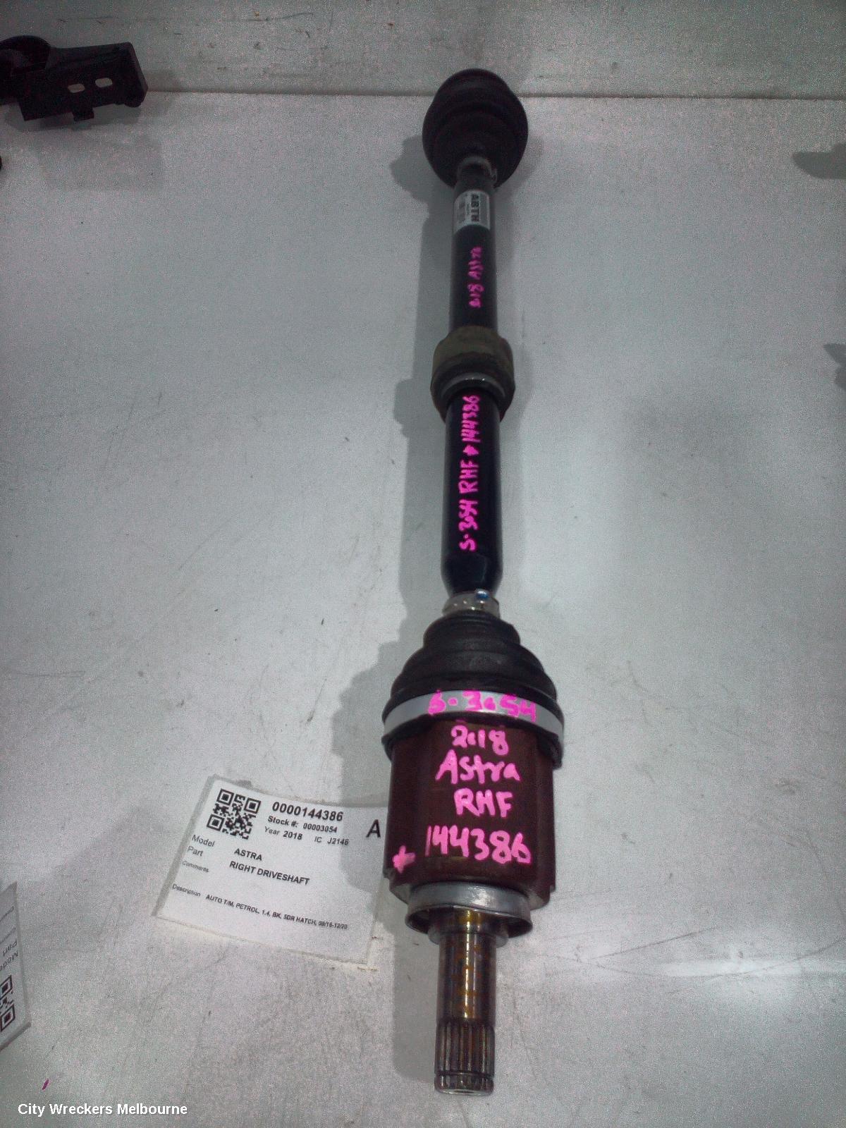 HOLDEN ASTRA RIGHT DRIVESHAFT, AUTO T/M, PETROL, 1.4, BK, 5DR HATCH, 09/2016 - 12/2020