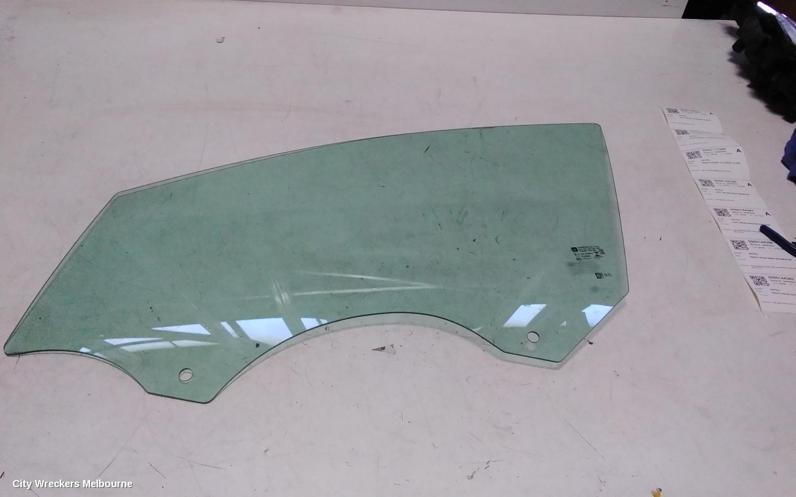 HOLDEN ASTRA LEFT FRONT DOOR WINDOW, BK-BL, 09/2016 - 12/2020