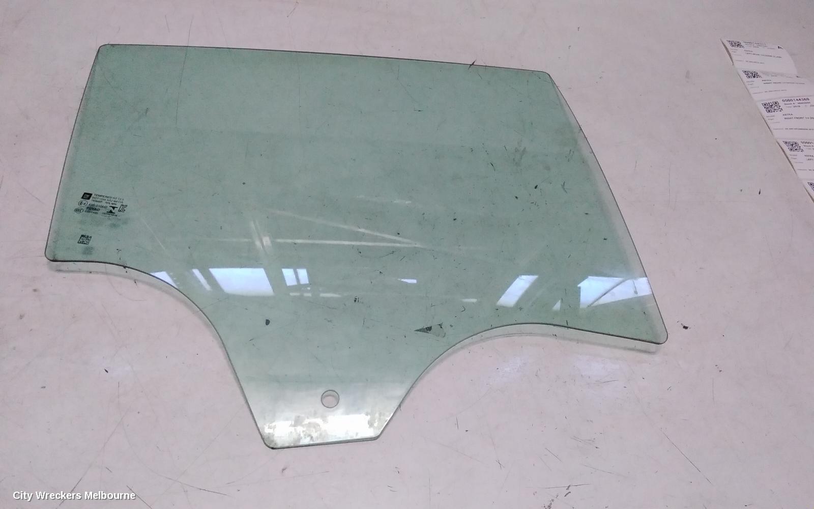 HOLDEN ASTRA RIGHT REAR DOOR WINDOW, BK, 5DR HATCH, 09/2016 ONWARDS