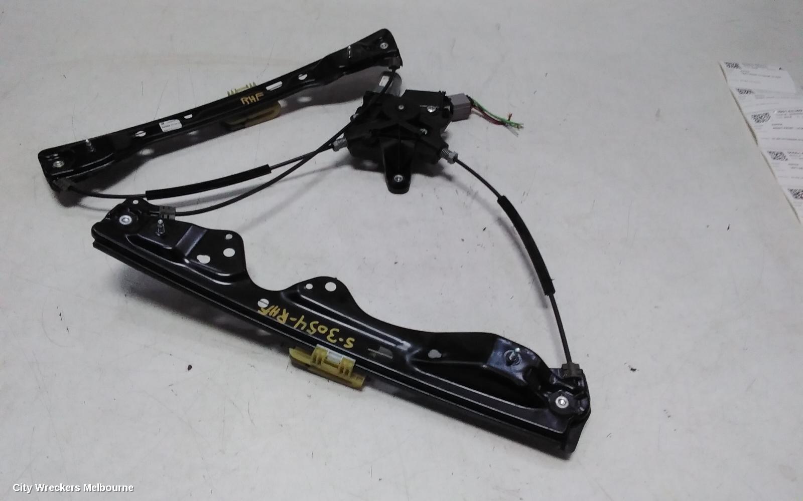 HOLDEN ASTRA RIGHT FRONT WINDOW REG/MOTOR, BK-BL, DOOR REG ASSY (REG AND MOTOR), 5DR HATCH/SEDAN, 09/2016 - 12/2020