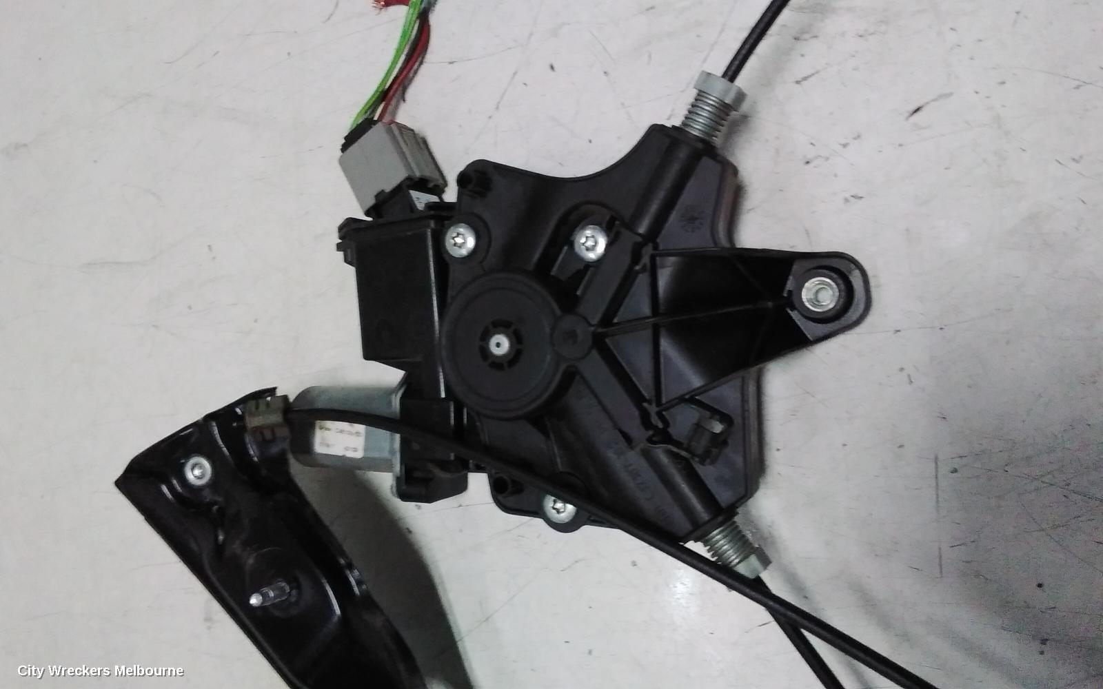 HOLDEN ASTRA RIGHT FRONT WINDOW REG/MOTOR, BK-BL, DOOR REG ASSY (REG AND MOTOR), 5DR HATCH/SEDAN, 09/2016 - 12/2020