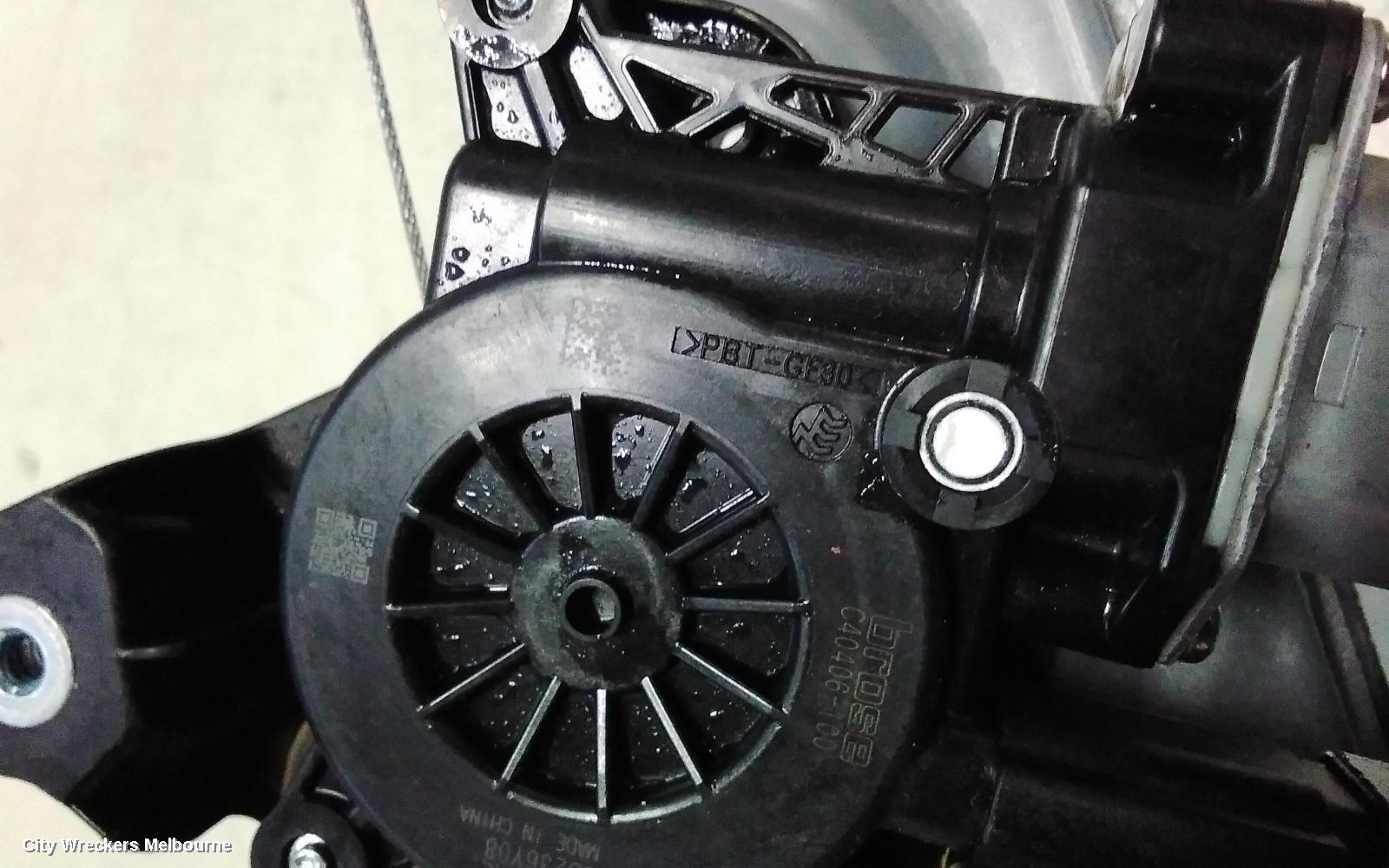 HOLDEN ASTRA RIGHT REAR WND REG/MOTOR, BK, DOOR REG ASSY (REG AND MOTOR), 5DR HATCH, 09/2016 - 12/2020