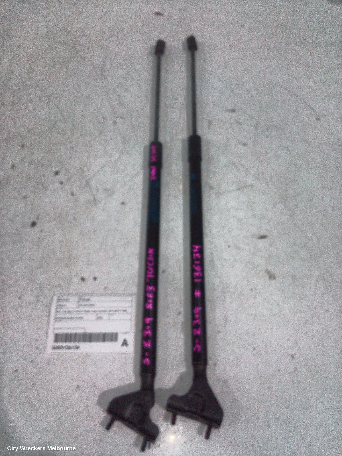 HYUNDAI TUCSON HATCH STRUT, NX4, TAILGATE STRUT (PAIR), NON POWER LIFT GATE TYPE, 02/2021 ONWARDS