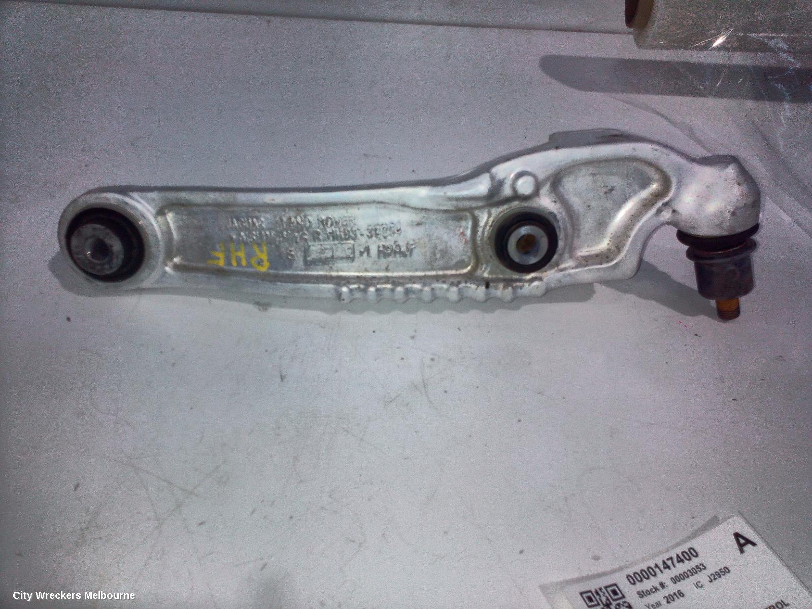 JAGUAR F PACE RIGHT FRONT LOWER CONTROL ARM, X761, FRONT, NON SPORT SUSPENSION, 02/2016 ONWARDS