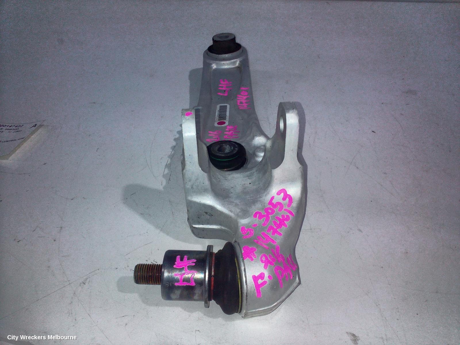 JAGUAR F PACE LEFT FRONT LOWER CONTROL ARM, X761, FRONT, NON SPORT SUSPENSION, 02/2016 ONWARDS