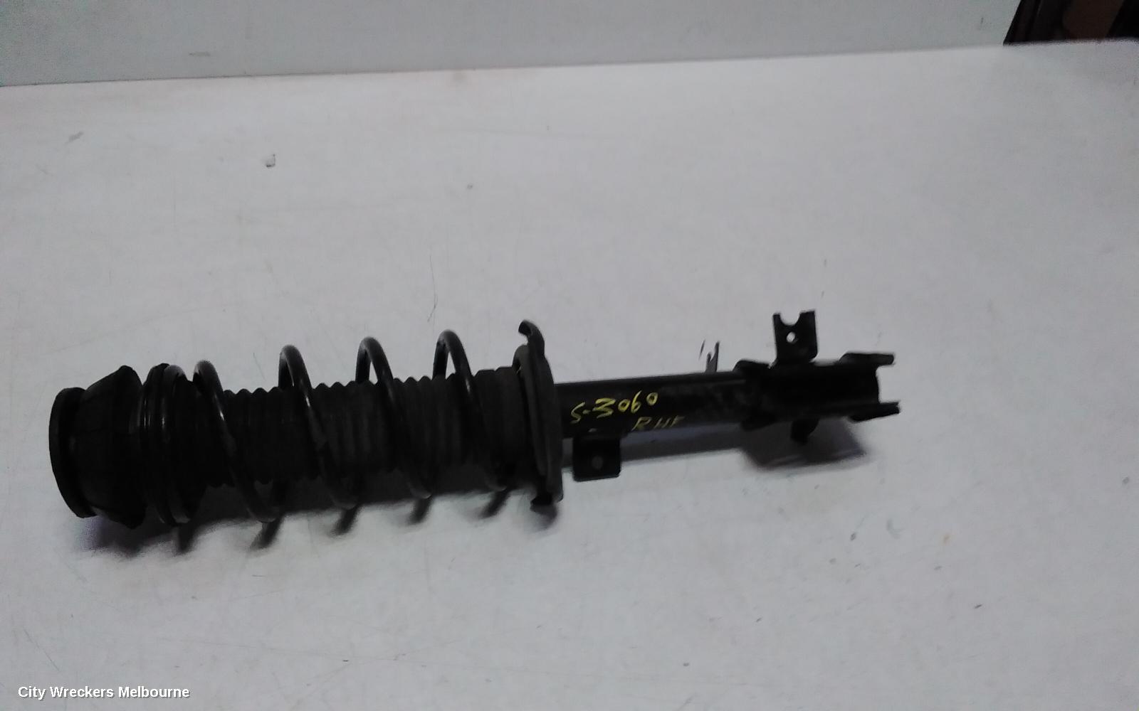 SUZUKI SWIFT RIGHT FRONT STRUT, FZ, 1.4, PETROL, 03/2012 - 03/2017