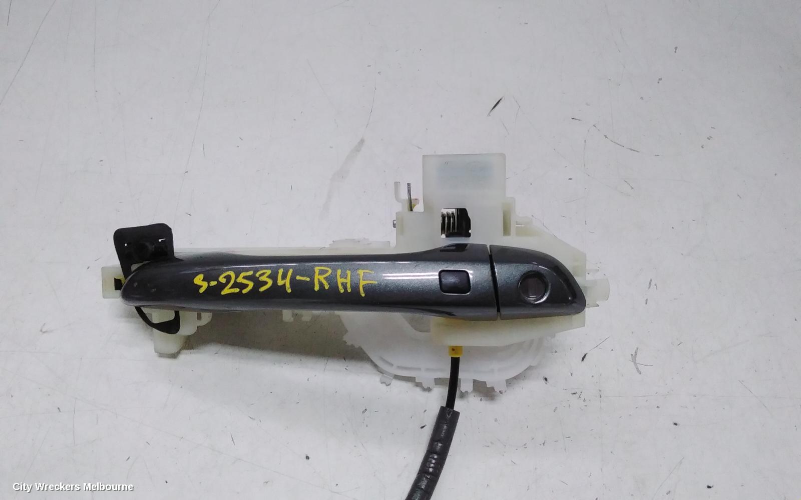 HYUNDAI I30 DOOR HANDLE, RH FRONT, OUTER, W/ KEYLESS ENTRY TYPE, PD, HATCH/FASTBACK, 03/2017 ONWARDS