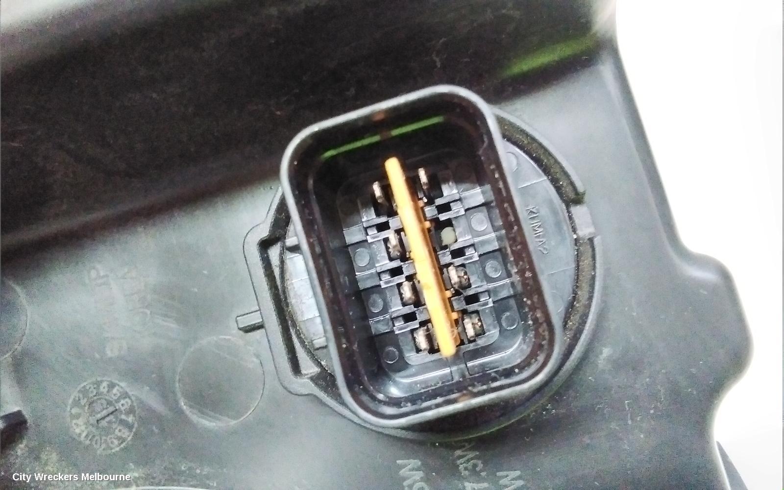 HOLDEN CAPTIVA RIGHT HEADLAMP, CG, LED TYPE, 10/2015 - 06/2018