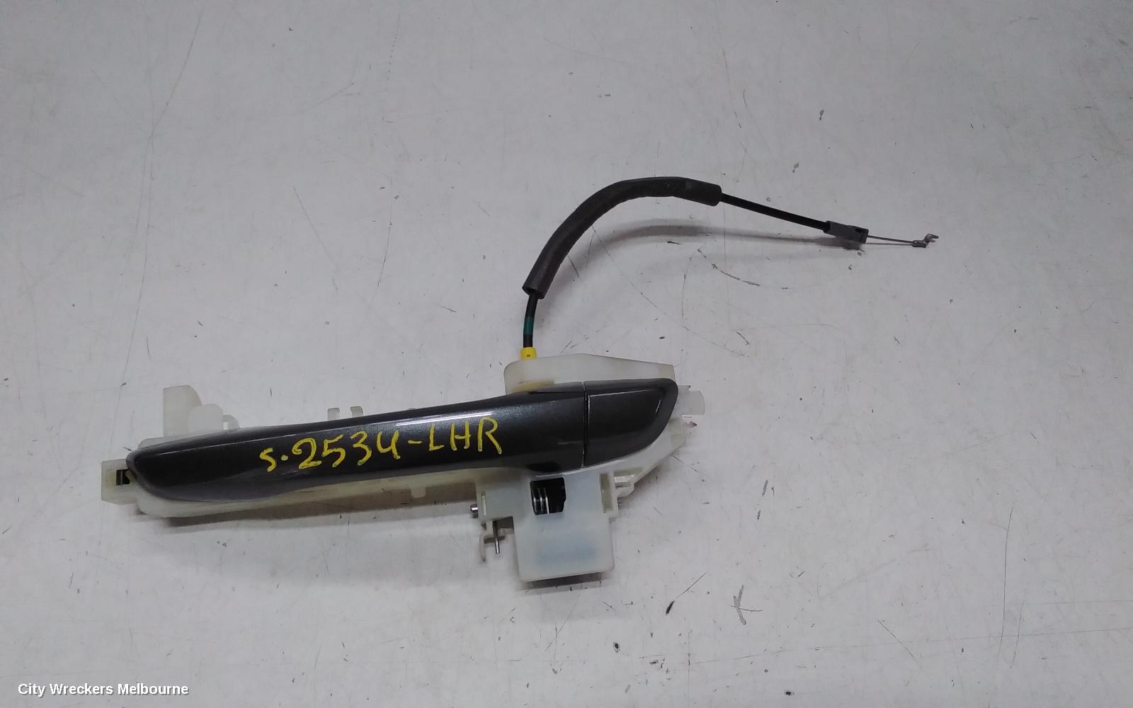 HYUNDAI I30 DOOR HANDLE, LH REAR, OUTER, NON KEYLESS ENTRY TYPE, PD, HATCH/FASTBACK, 03/2017 ONWARDS