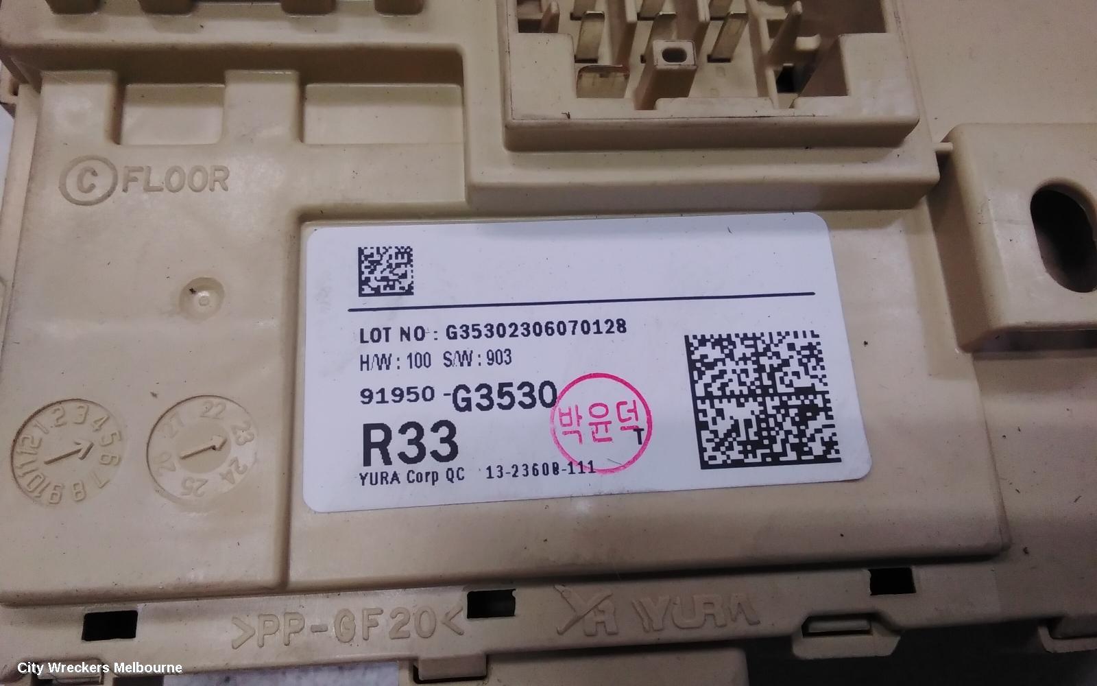 HYUNDAI I30 FUSE BOX, UNDER DASH, PD, 03/2017 ONWARDS