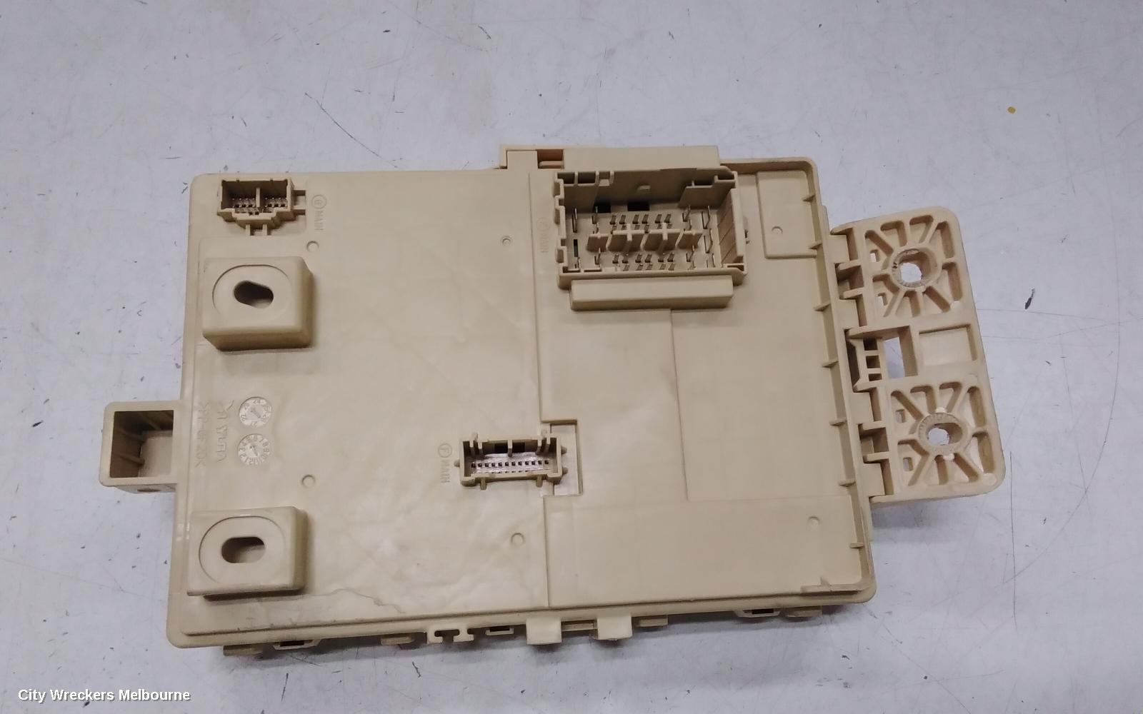 HYUNDAI I30 FUSE BOX, UNDER DASH, PD, 03/2017 ONWARDS