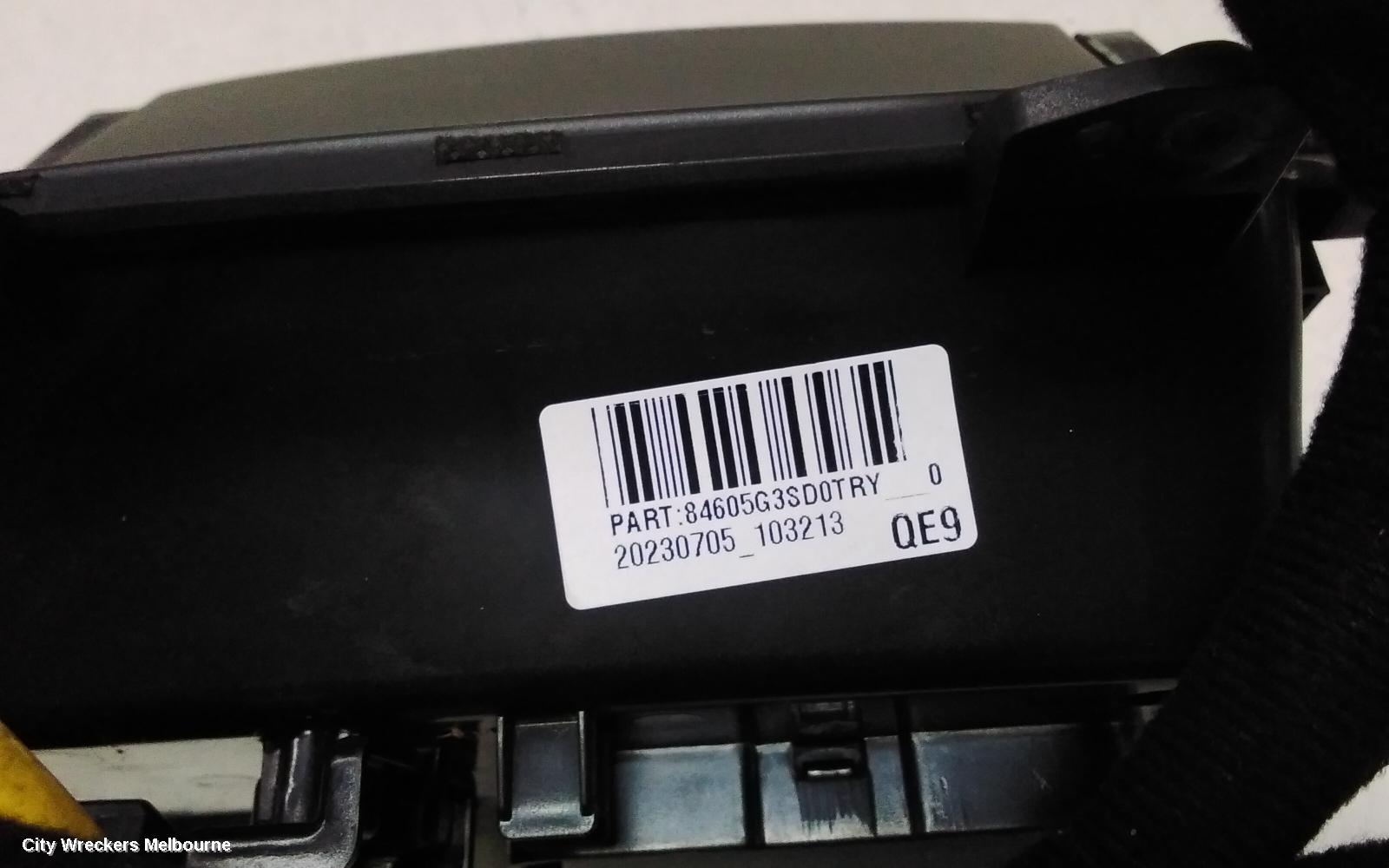 HYUNDAI I30, WIRELESS CHARGING INDICATOR (IN FRONT OF CENTRE CONSOLE), PD, HATCH, 03/2017 ONWARDS, WITH GEAR SUROUND 95560-G3100: 136795