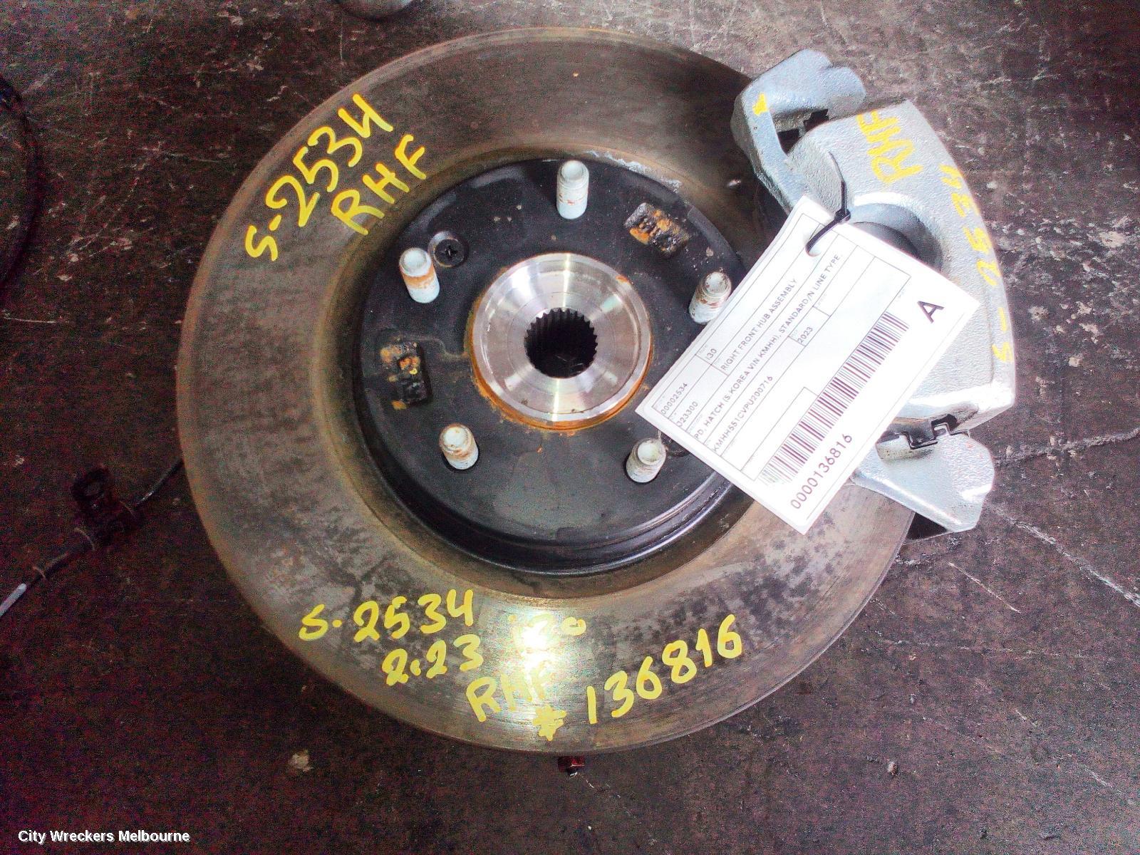 HYUNDAI I30 RIGHT FRONT HUB ASSEMBLY, PD, HATCH (S.KOREA VIN KMHH), STANDARD/N LINE TYPE, 03/2021 - 12/2023