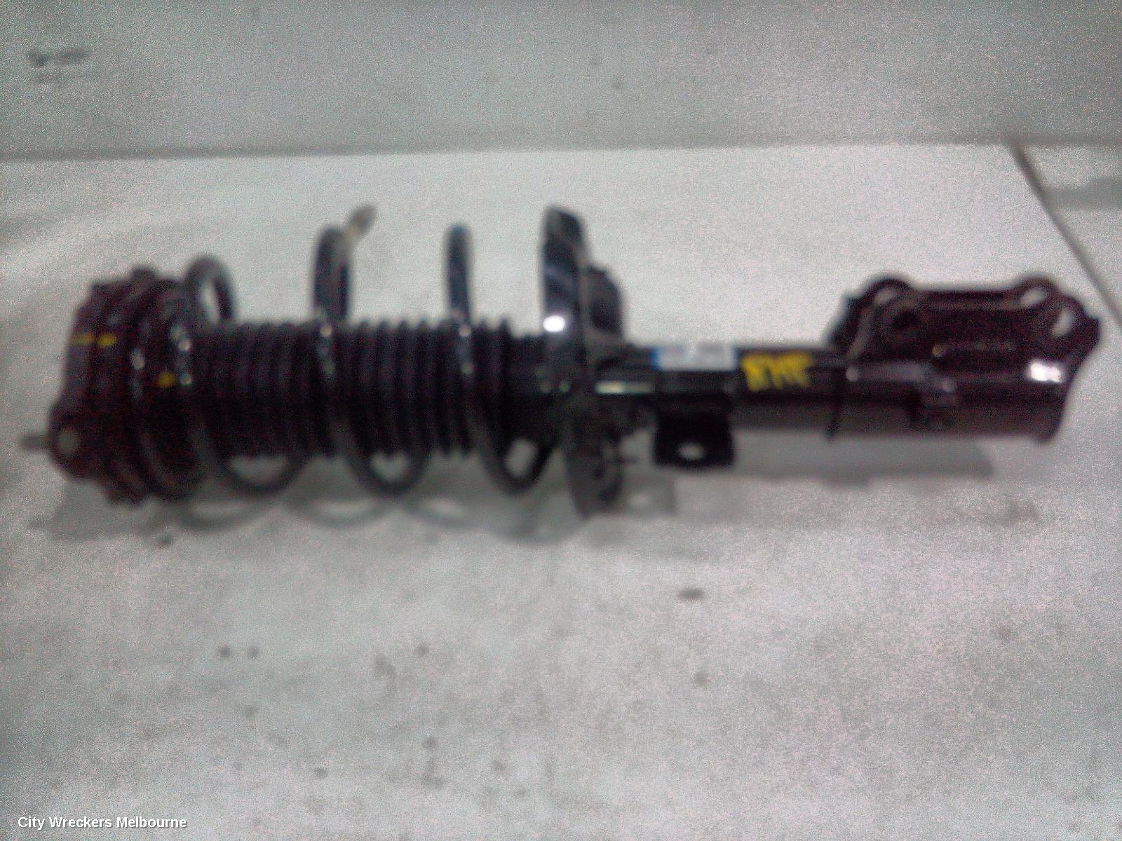 HYUNDAI I30 RIGHT FRONT STRUT, PD, 1.6, G4FJ, PETROL, 03/2017 - 10/2023