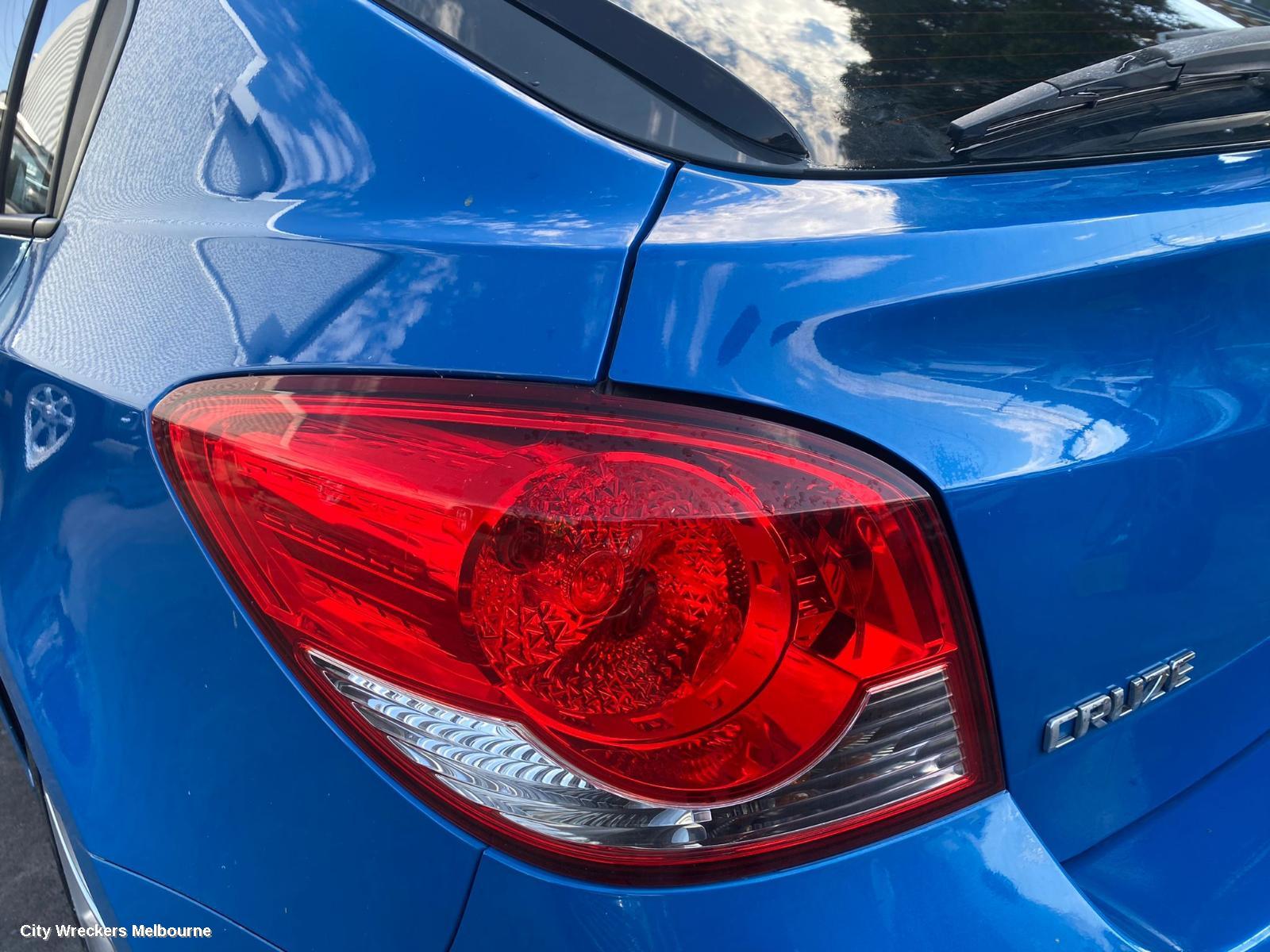 HOLDEN CRUZE LEFT REAR DOOR/SLIDING, JH, HATCH, 03/2011 - 01/2017