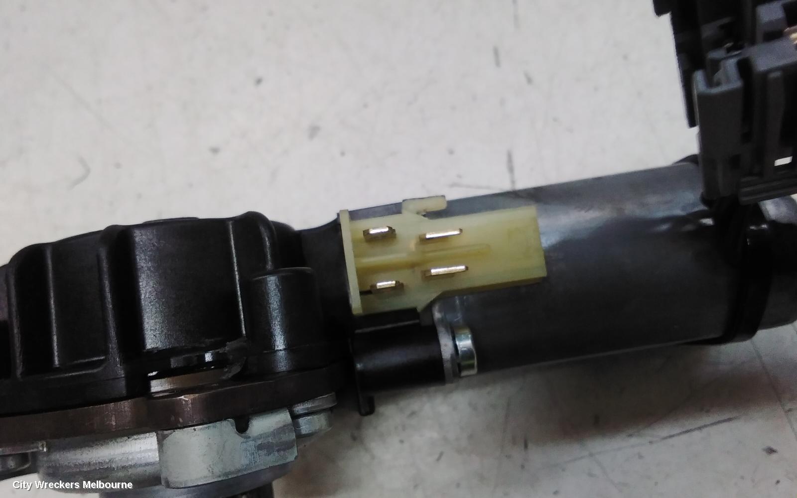HOLDEN ASTRA TAILGATE REGULATOR