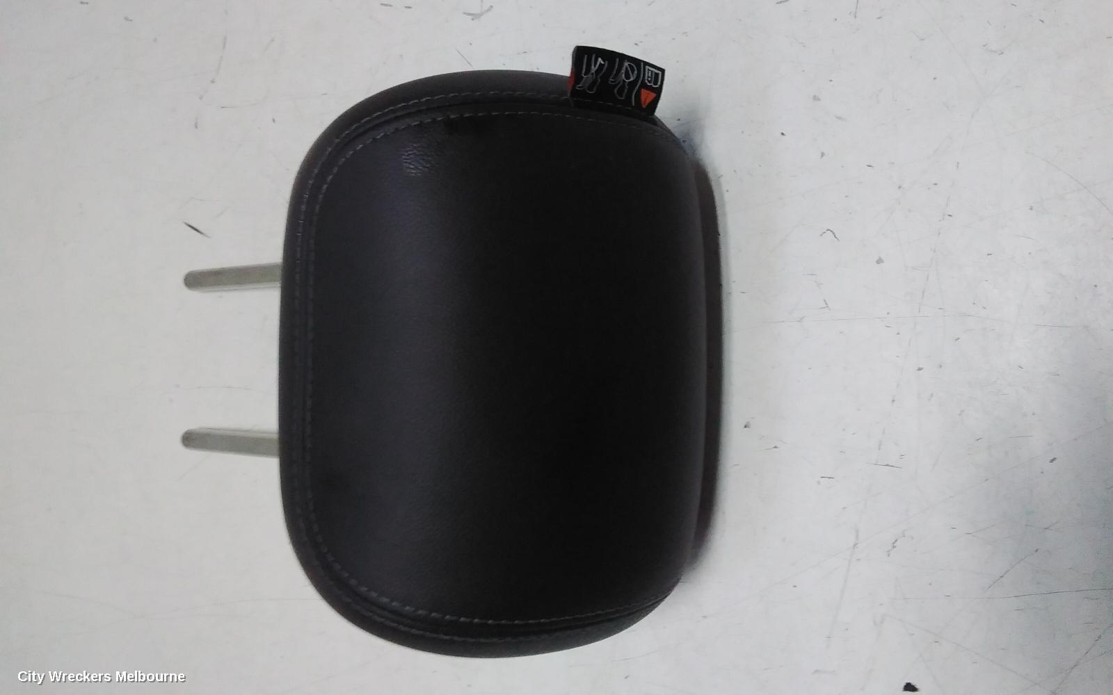 HOLDEN ASTRA HEADREST, CENTRE REAR, LEATHER, BL, 05/2017 - 12/2020