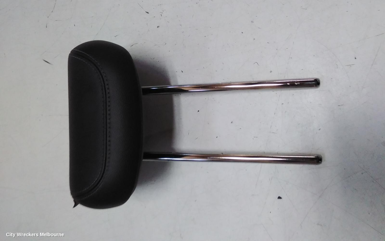 HOLDEN ASTRA HEADREST, CENTRE REAR, LEATHER, BL, 05/2017 - 12/2020