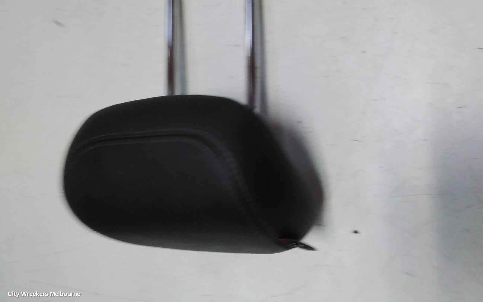 HOLDEN ASTRA HEADREST, CENTRE REAR, LEATHER, BL, 05/2017 - 12/2020