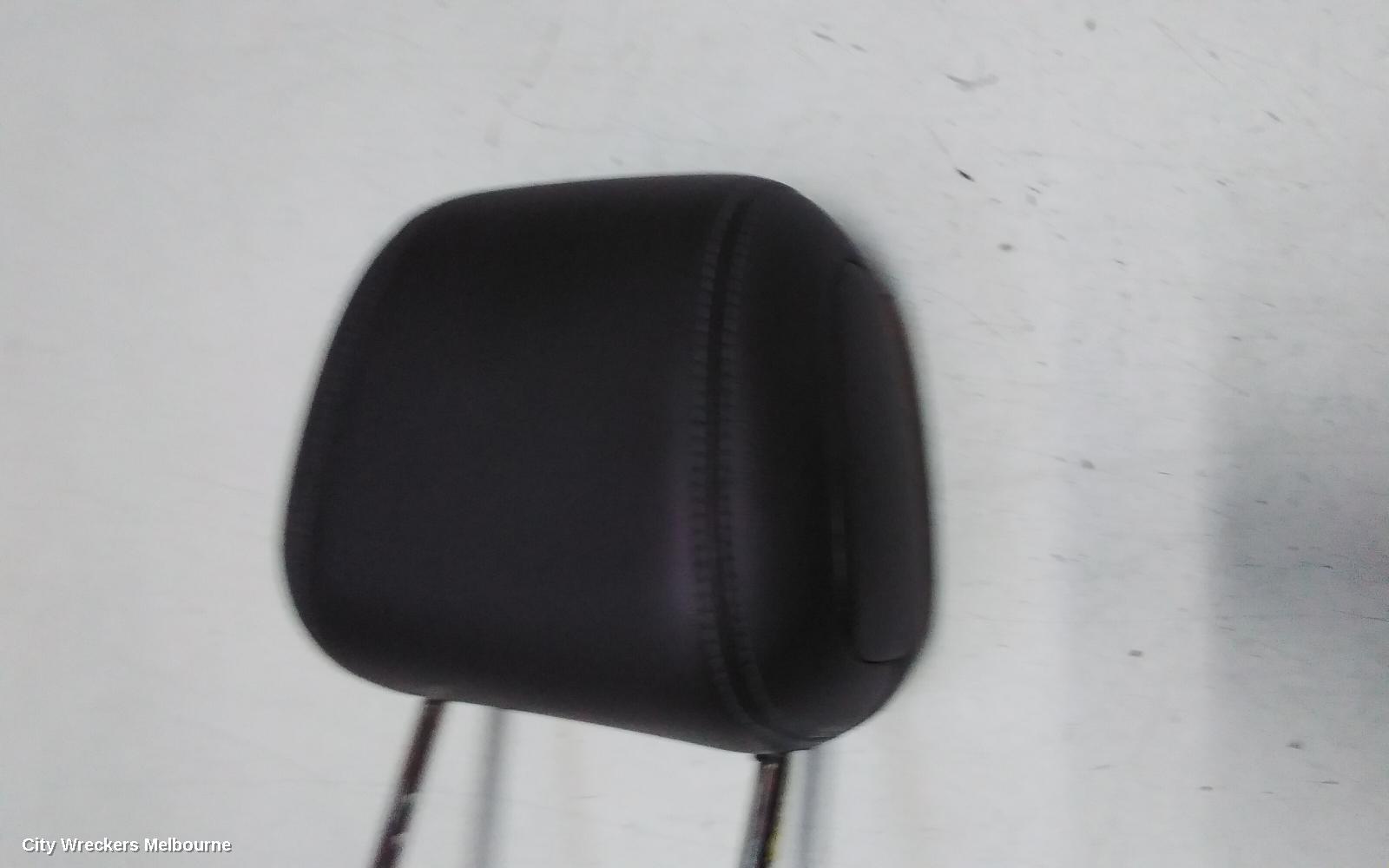 HOLDEN ASTRA HEADREST, RH FRONT, LEATHER, BL, 05/2017 - 12/2020