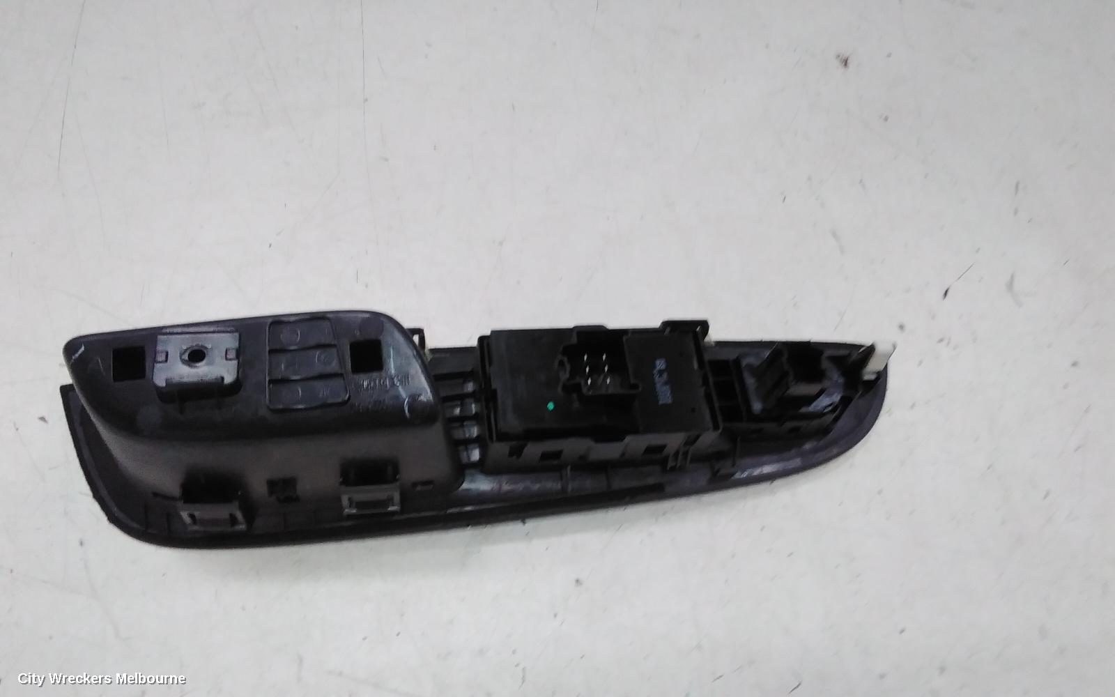 HOLDEN COMMODORE PWR DR WIND SWITCH, RH FRONT (MASTER SWITCH), WAGON/SEDAN, EVOKE TYPE, VF, 05/2013 - 12/2017