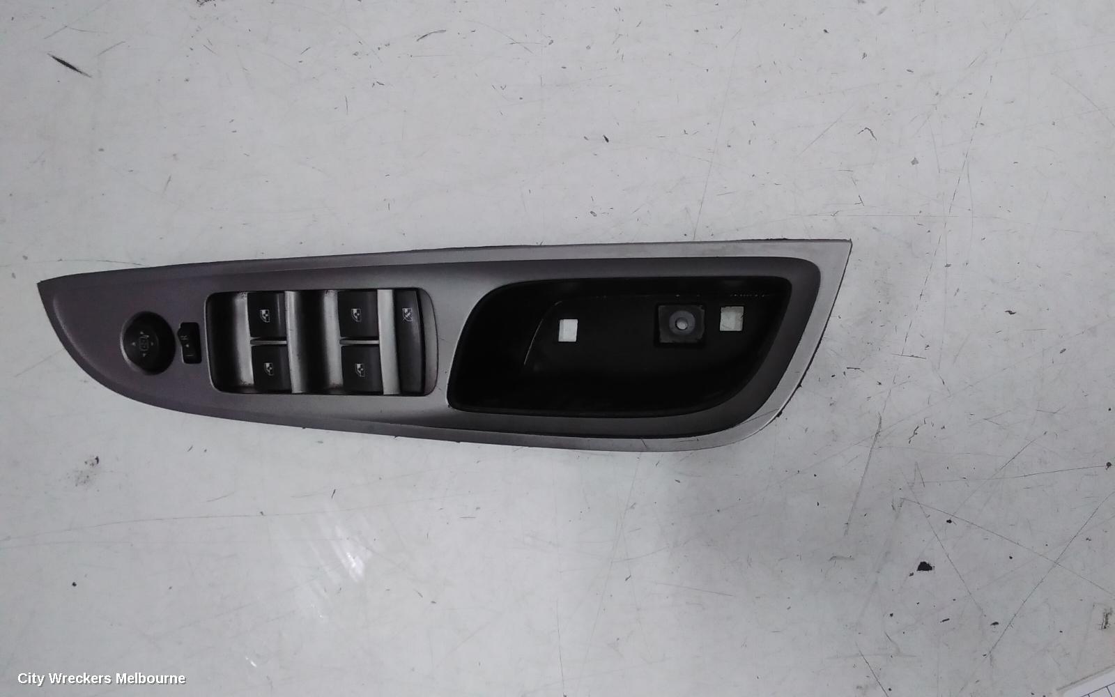 HOLDEN COMMODORE PWR DR WIND SWITCH, RH FRONT (MASTER SWITCH), WAGON/SEDAN, EVOKE TYPE, VF, 05/2013 - 12/2017