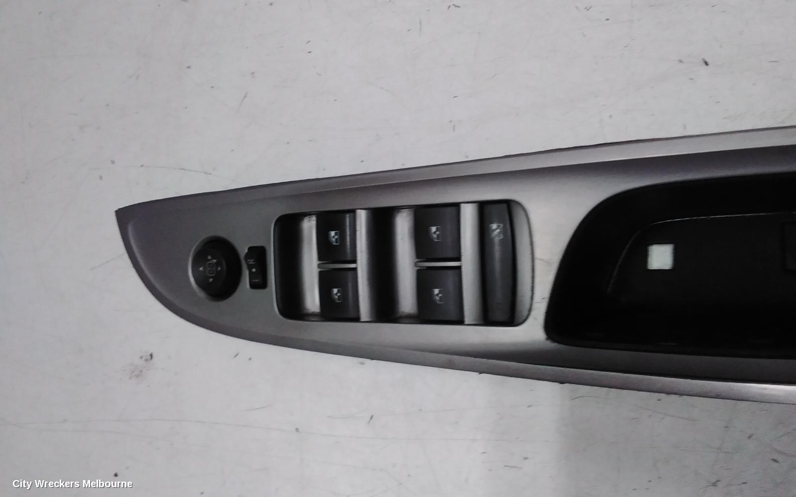 HOLDEN COMMODORE PWR DR WIND SWITCH, RH FRONT (MASTER SWITCH), WAGON/SEDAN, EVOKE TYPE, VF, 05/2013 - 12/2017
