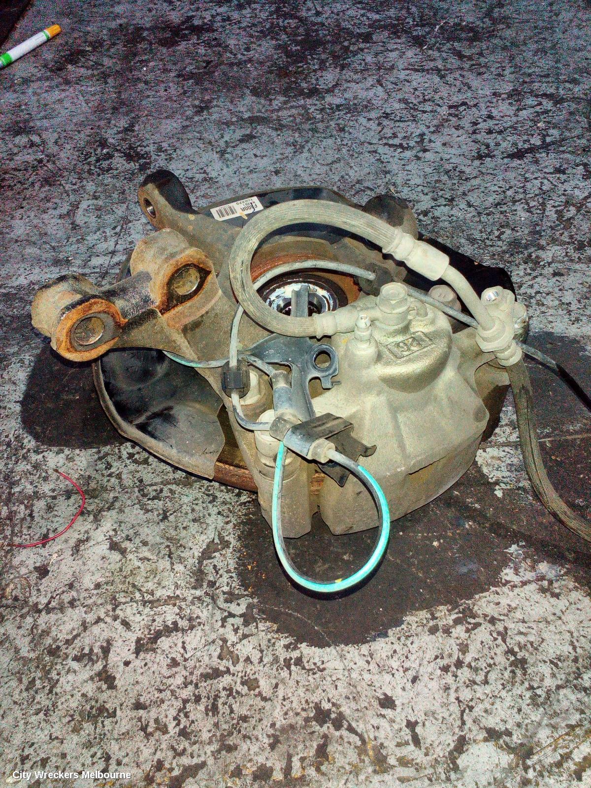 TOYOTA YARIS RIGHT FRONT HUB ASSEMBLY, NCP9#-NCP13#, 10/2005 - 12/2019