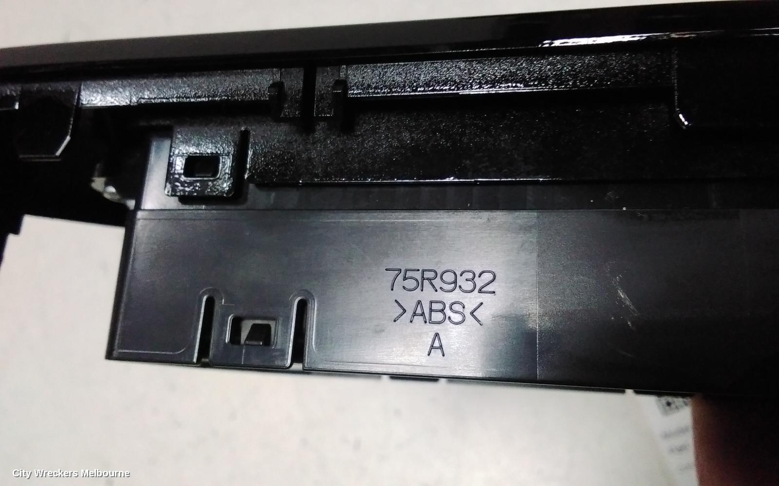 SUZUKI SWIFT HEATER/AC CONTROLS, UZ, 12/2023 ONWARDS