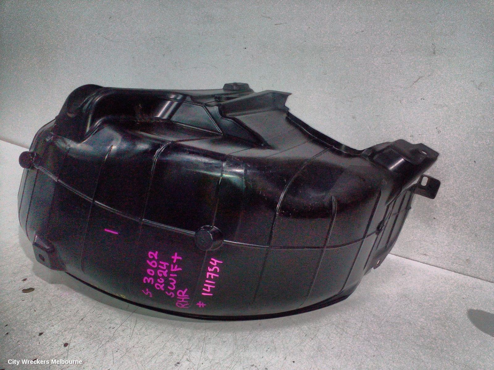 SUZUKI SWIFT RIGHT GUARD LINER, UZ, REAR, 12/2023 ONWARDS