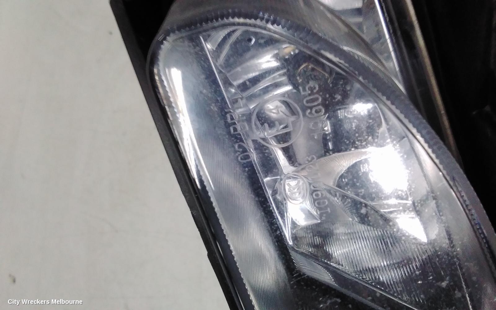 MAZDA 3 LEFT INDICATOR/FOG/SIDE, BUMPER FOGLAMP, 2.0, PETROL, NEO/MAXX, BL, 04/2009 - 08/2011