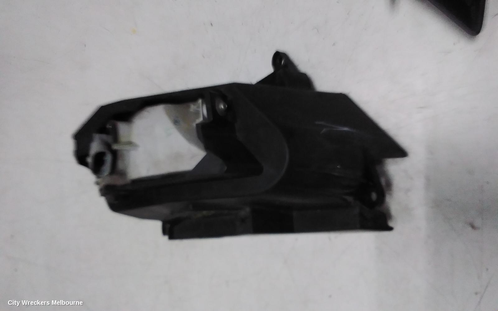 MAZDA 3 LEFT INDICATOR/FOG/SIDE, BUMPER FOGLAMP, 2.0, PETROL, NEO/MAXX, BL, 04/2009 - 08/2011