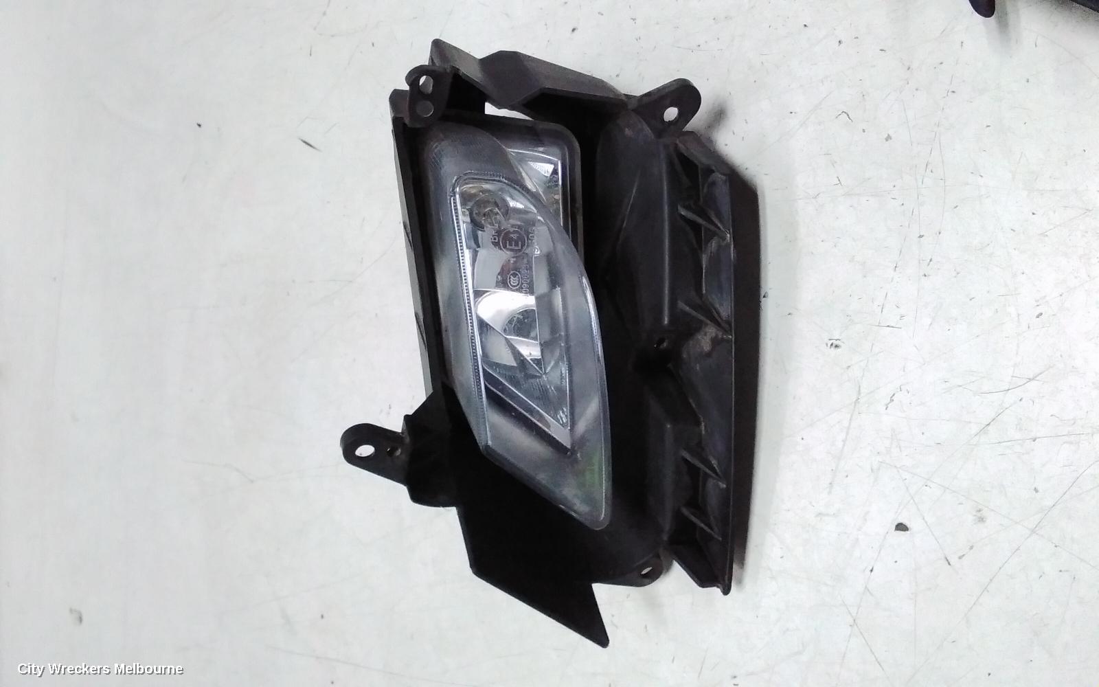 MAZDA 3 LEFT INDICATOR/FOG/SIDE, BUMPER FOGLAMP, 2.0, PETROL, NEO/MAXX, BL, 04/2009 - 08/2011