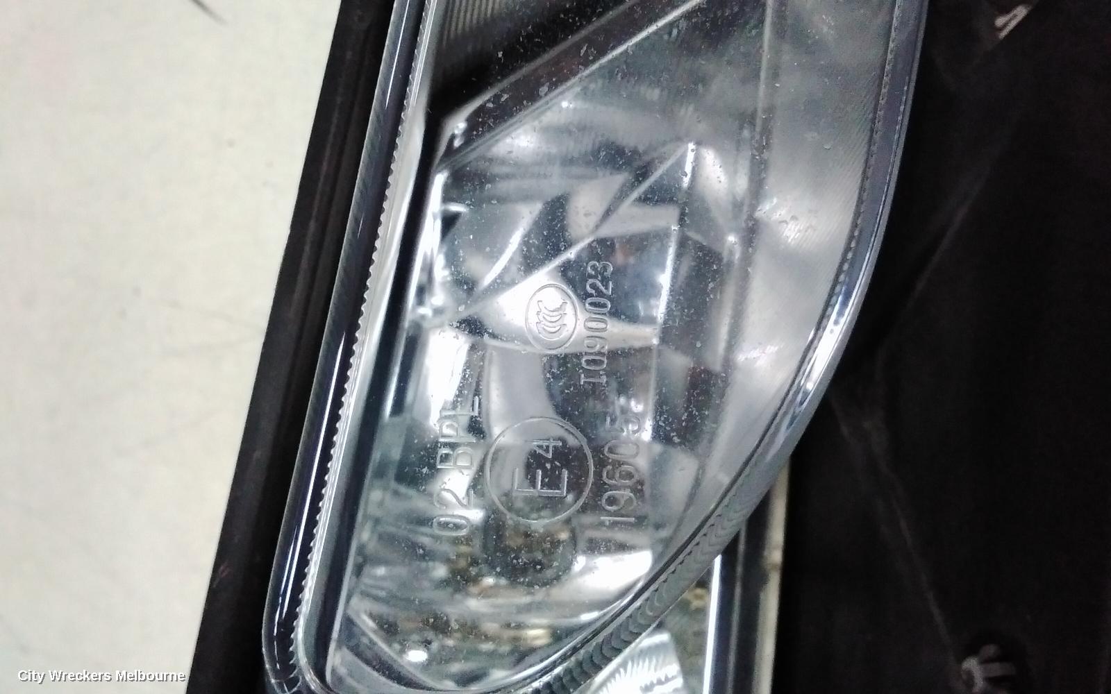 MAZDA 3 RIGHT INDICATOR/FOG/SIDE, BUMPER FOGLAMP, 2.0, PETROL, NEO/MAXX, BL, 04/2009 - 08/2011