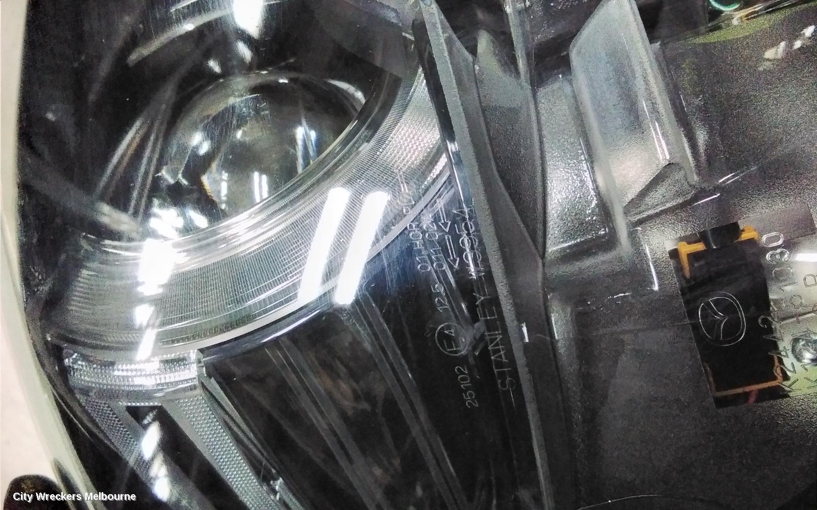 MAZDA CX5 RIGHT HEADLAMP, NON AFS, W/ ADAPTIVE, W/ DAYTIME RUNNING LAMP, W/ SIGNATURE LIGHTS TYPE, KF, 02/2017 - 08/2021