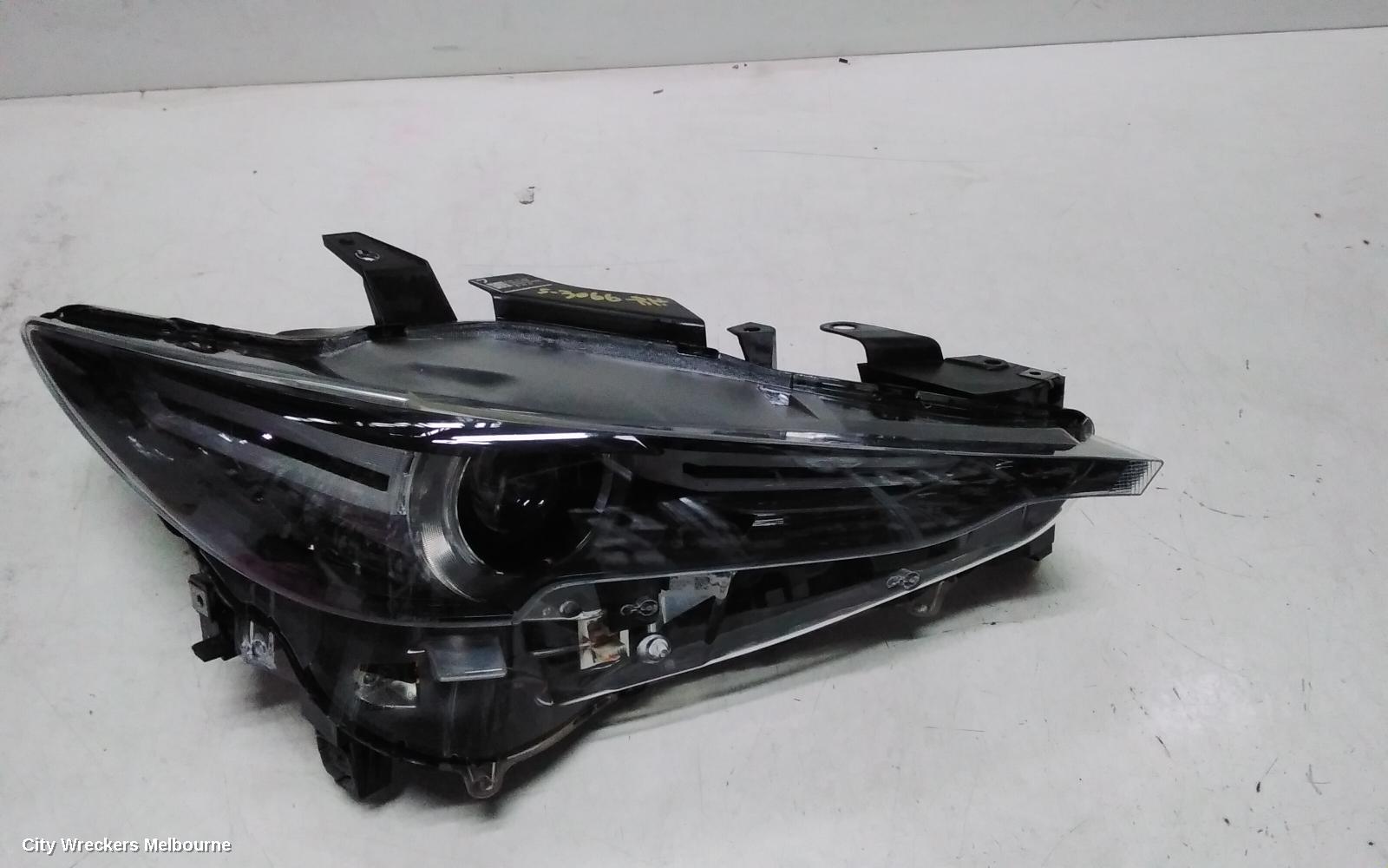 MAZDA CX5 RIGHT HEADLAMP, NON AFS, W/ ADAPTIVE, W/ DAYTIME RUNNING LAMP, W/ SIGNATURE LIGHTS TYPE, KF, 02/2017 - 08/2021