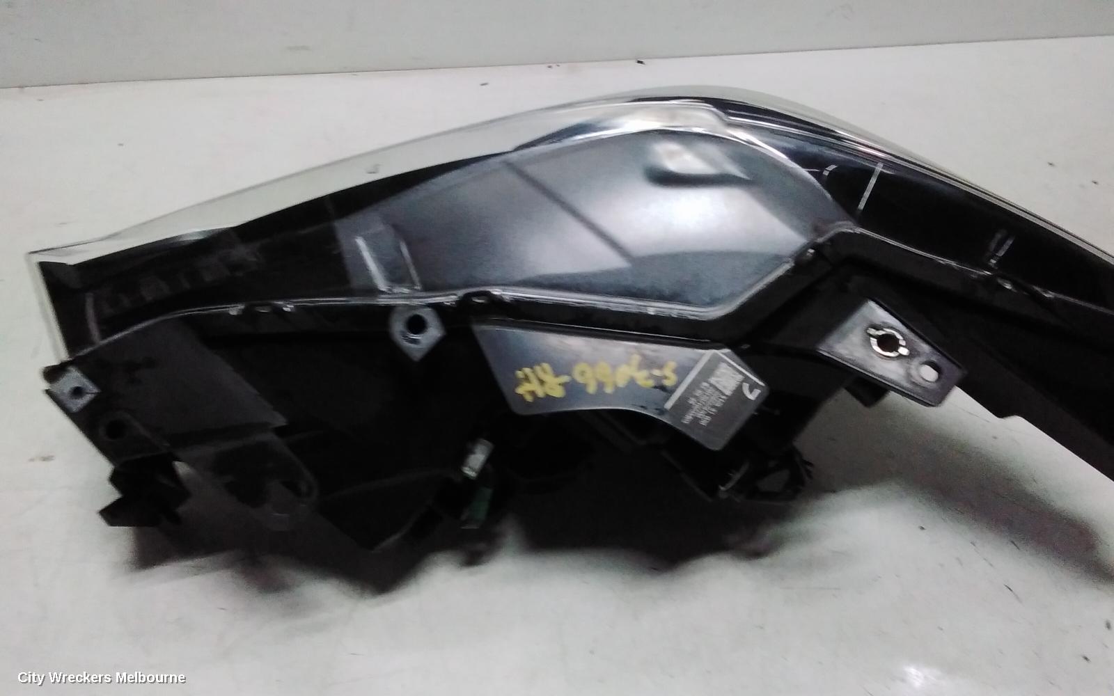 MAZDA CX5 RIGHT HEADLAMP, NON AFS, W/ ADAPTIVE, W/ DAYTIME RUNNING LAMP, W/ SIGNATURE LIGHTS TYPE, KF, 02/2017 - 08/2021