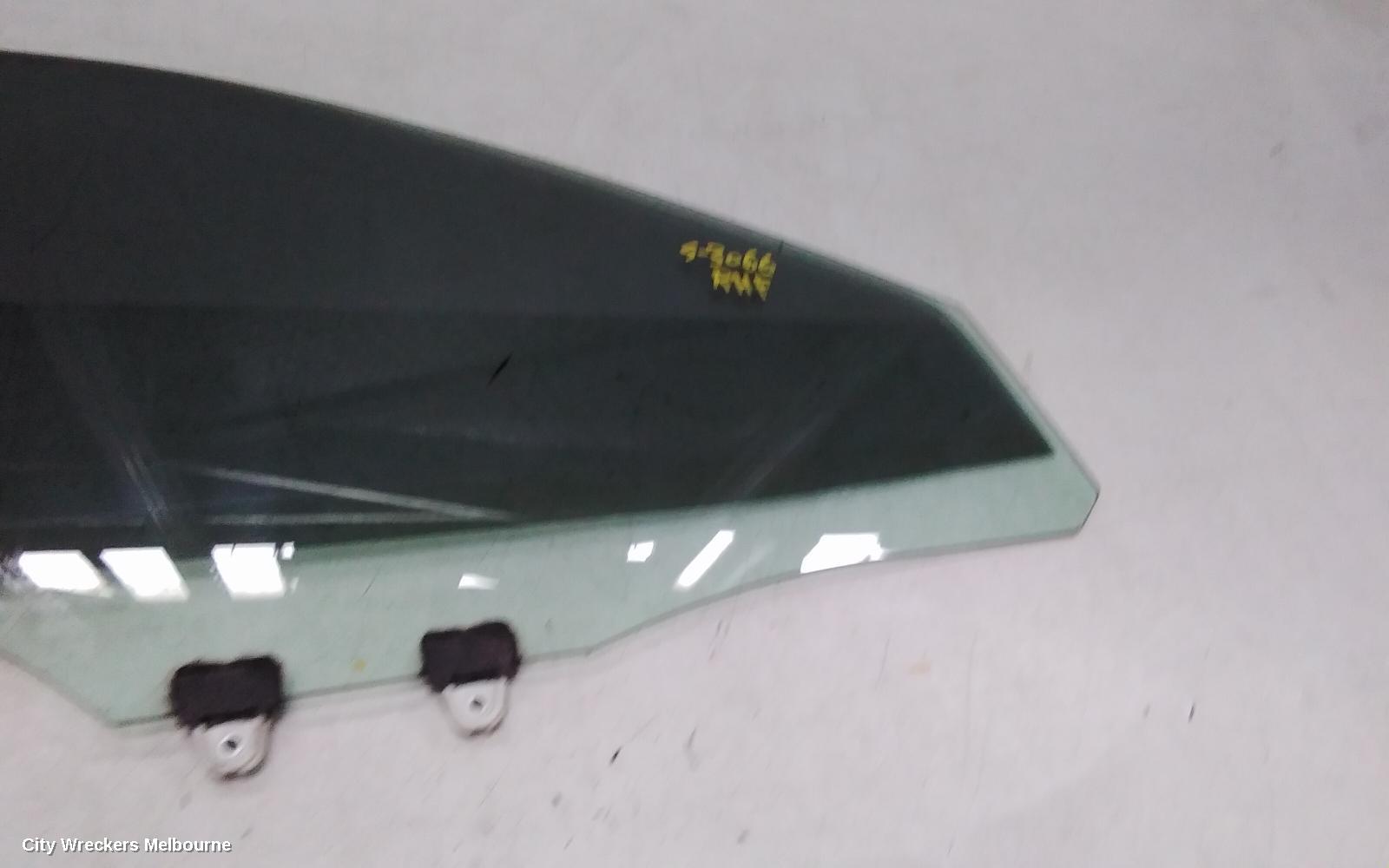 MAZDA CX5 RIGHT FRONT DOOR WINDOW, KF, STANDARD TYPE, 02/2017 ONWARDS