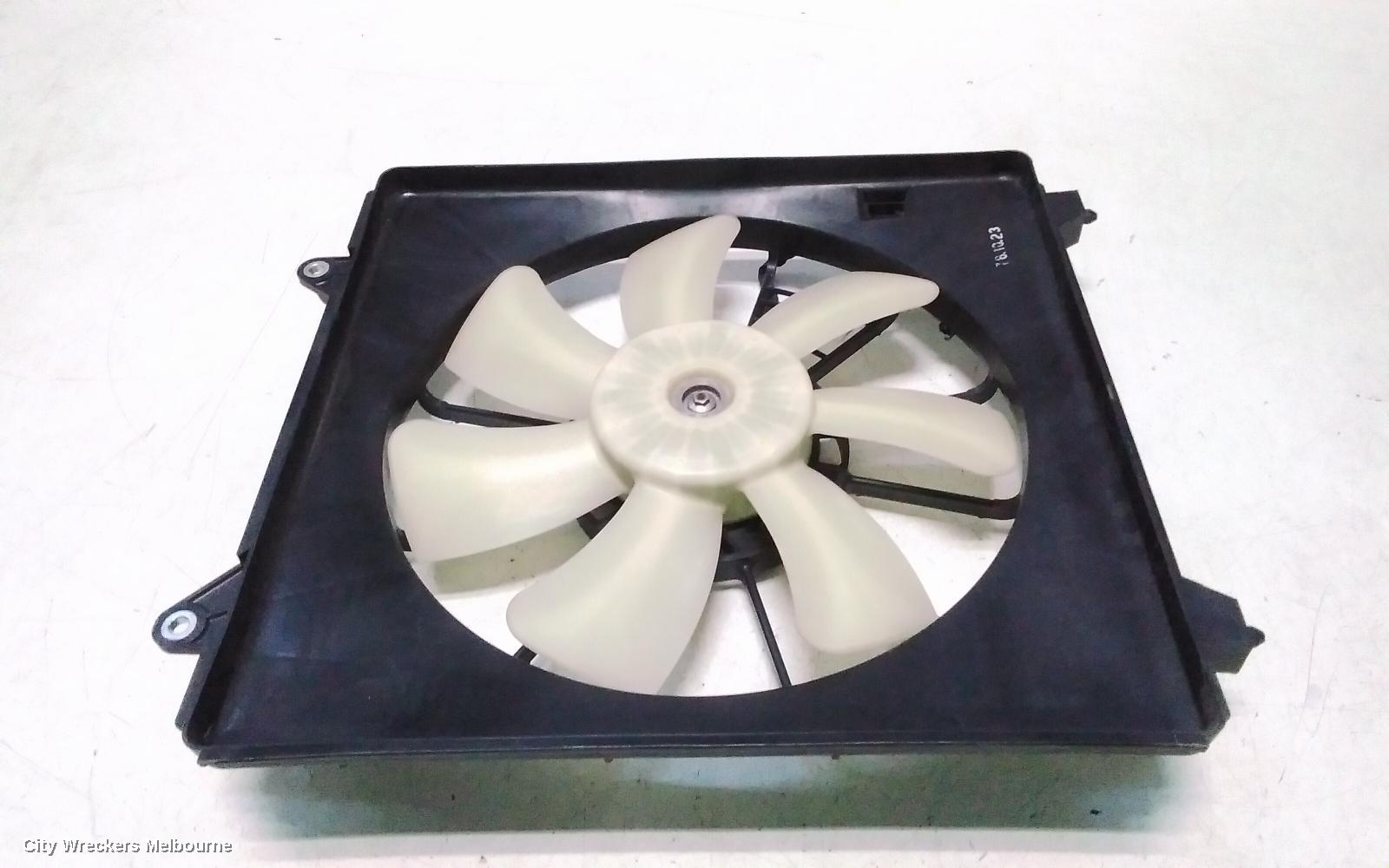 HONDA CIVIC FAN, FAN RH (DRIVER SIDE), AUTO & MANUAL T/M, 1.8, R18A1, 7 BLADES, 8TH GEN (VIN MRHFD), 02/2006 - 12/2011