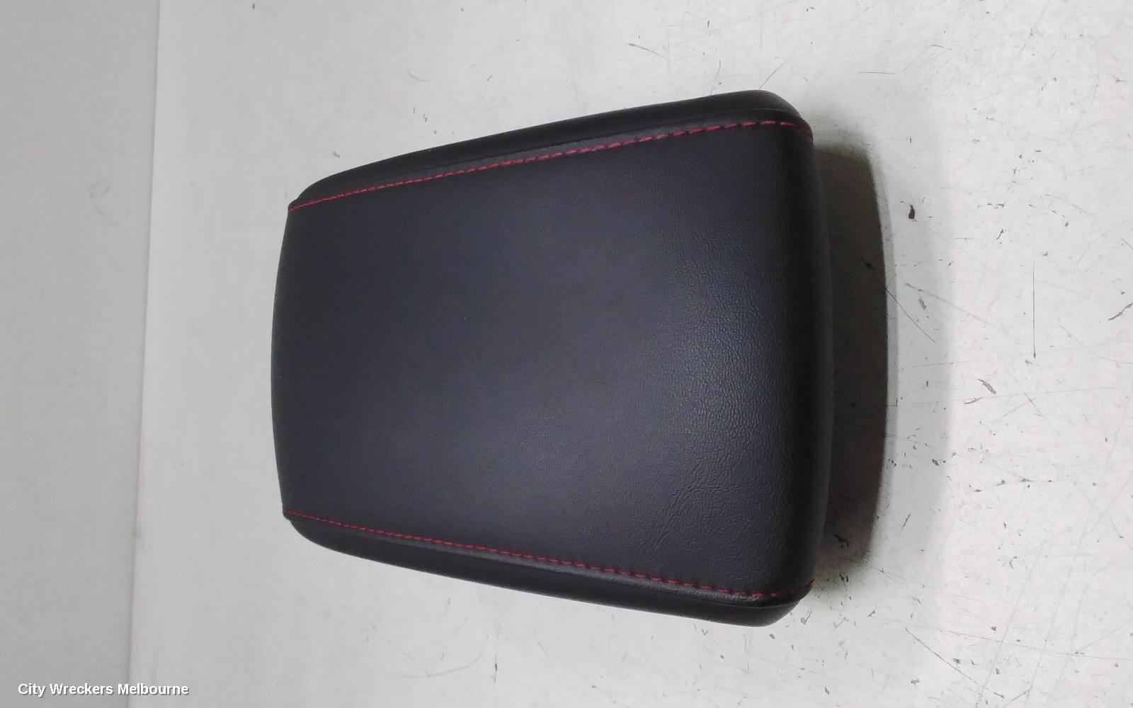 MG ZS CONSOLE, AZS1, W/ LID TYPE, 09/2017 ONWARDS
