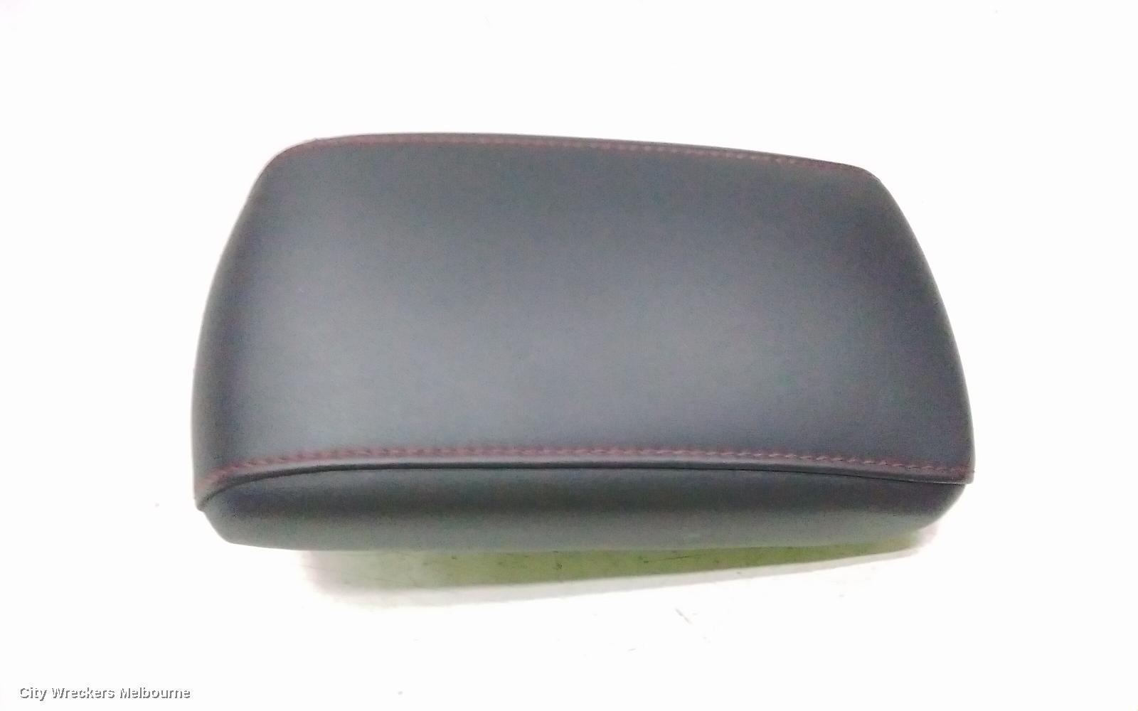 MG ZS CONSOLE, AZS1, W/ LID TYPE, 09/2017 ONWARDS